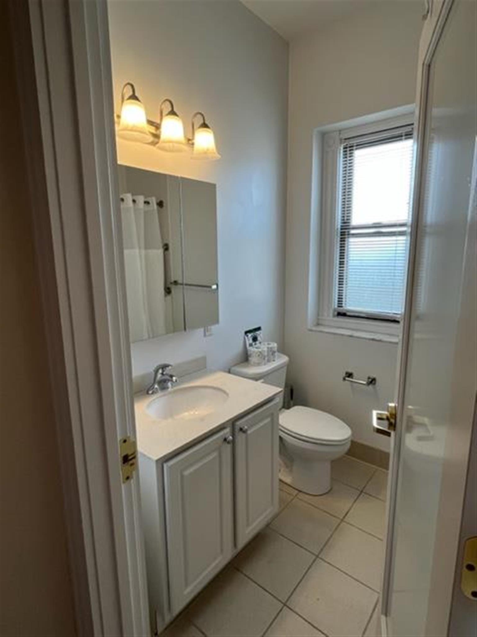 888 Massachusetts Ave, Central Square