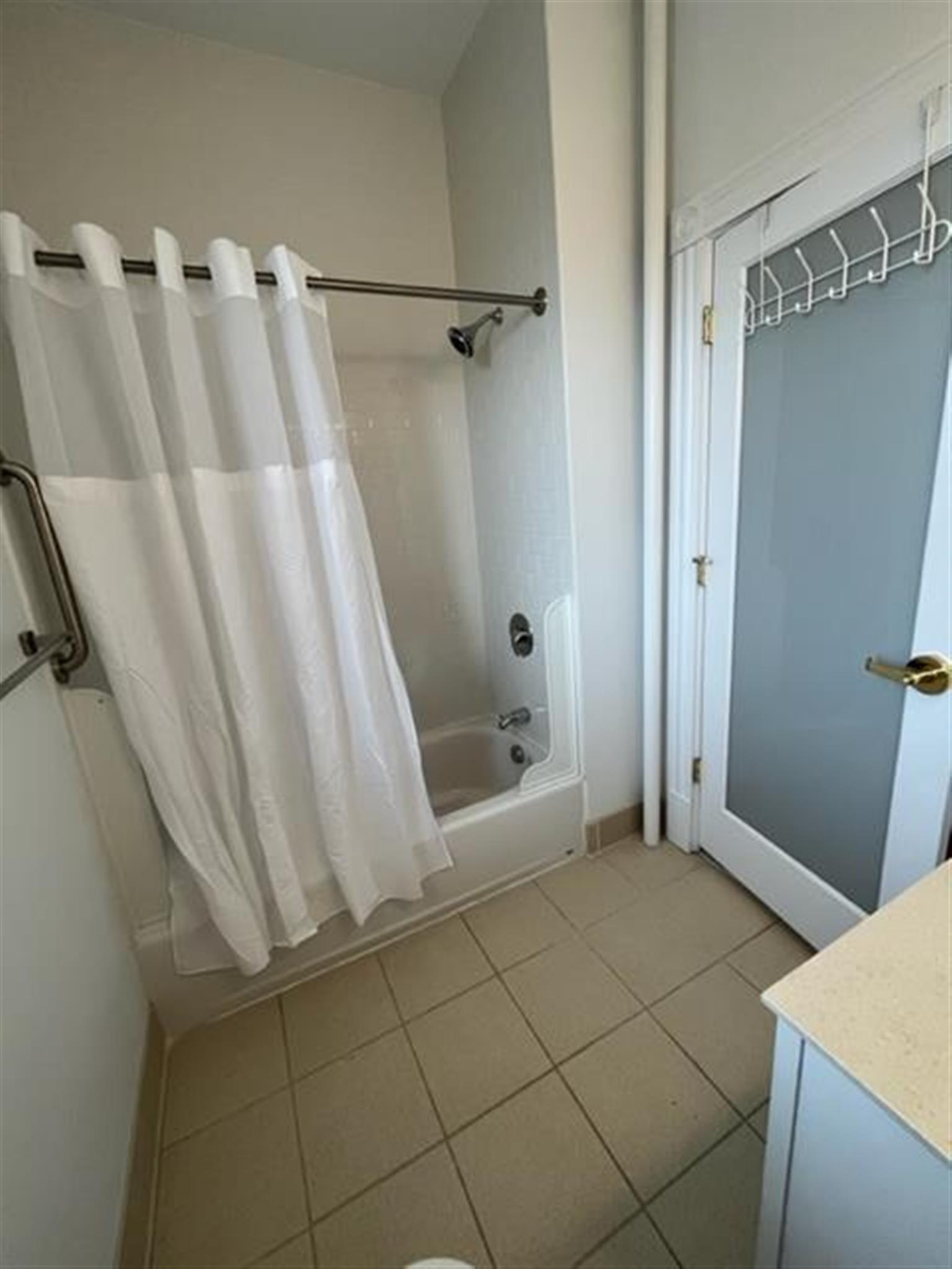 888 Massachusetts Ave, Central Square