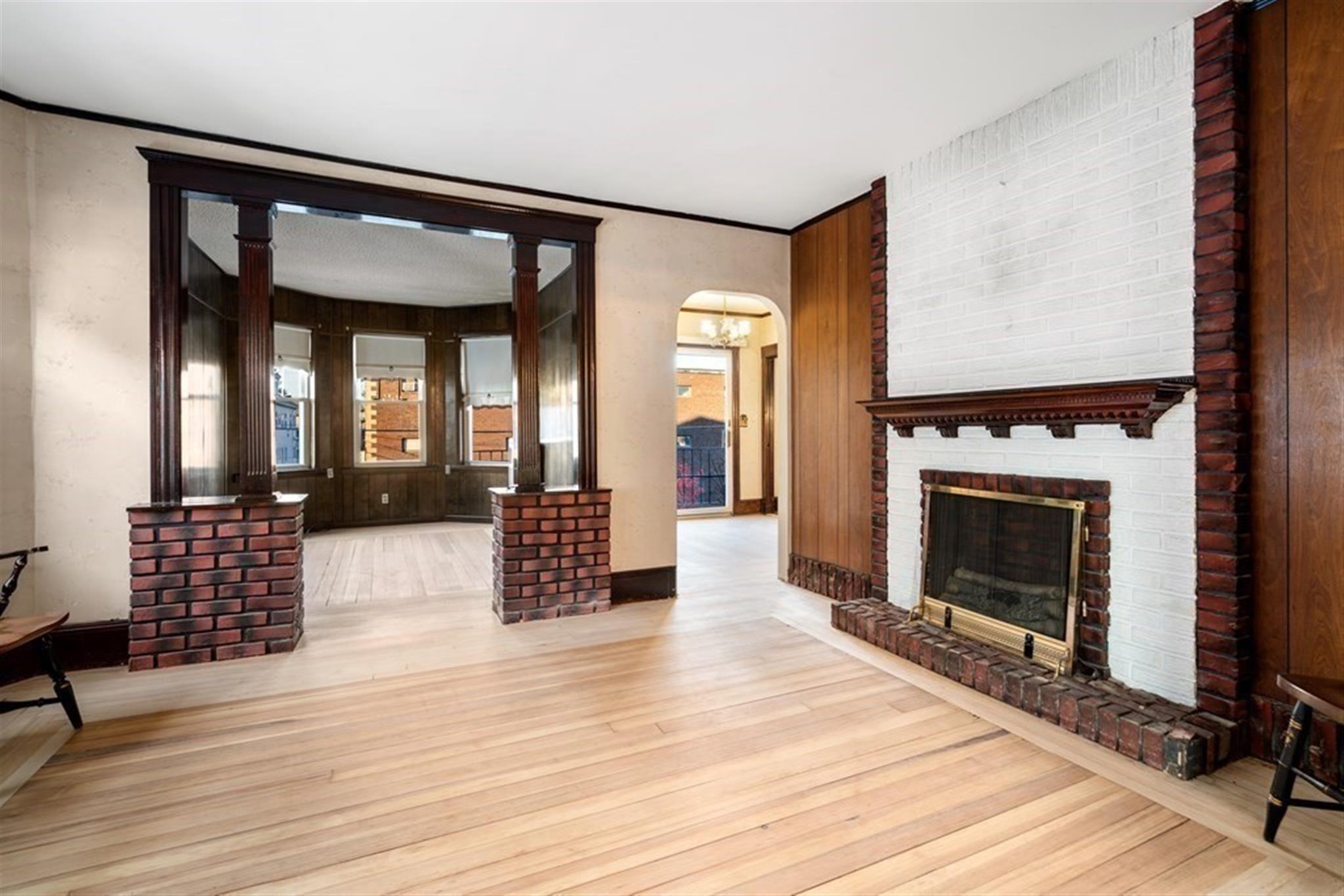 14 Windsor Rd, Medford