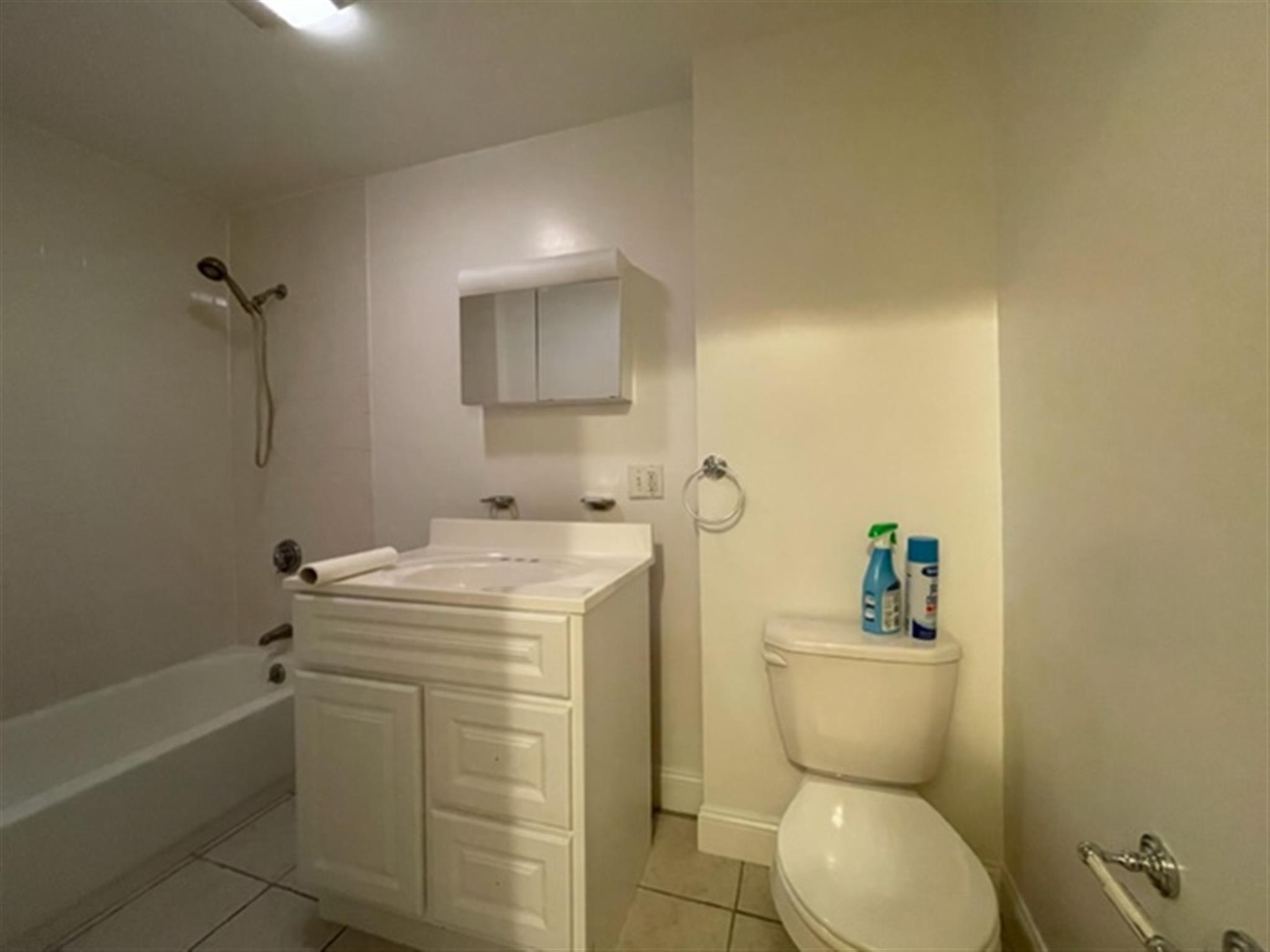 42 Linden Ave, Porter Square