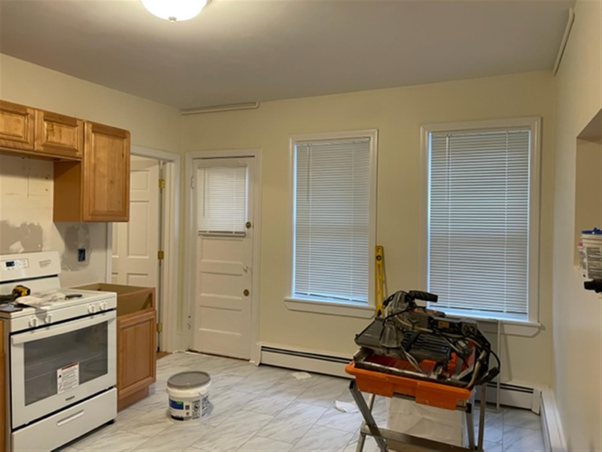 42 Linden Ave, Porter Square