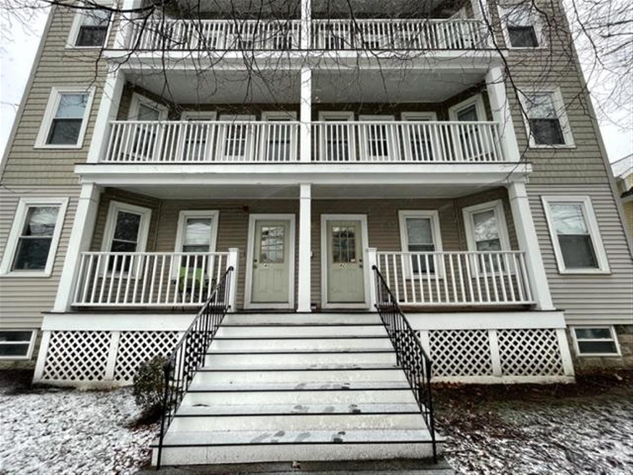 42 Linden Ave, Porter Square