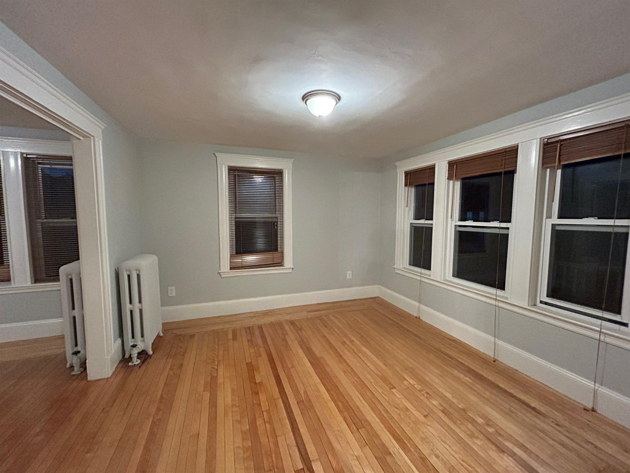 66 Thomas St, Medford