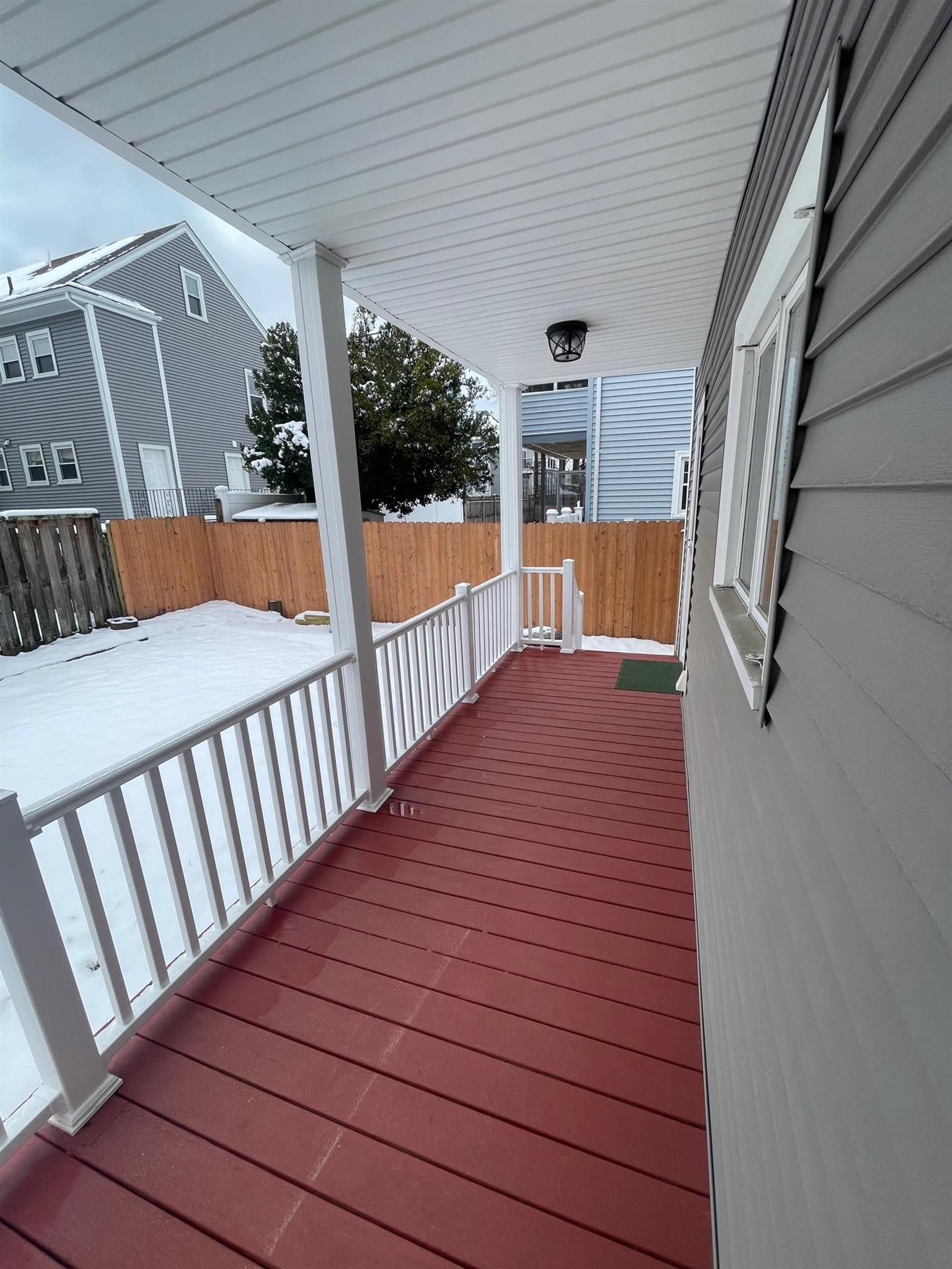 24 Stoughton St, Medford