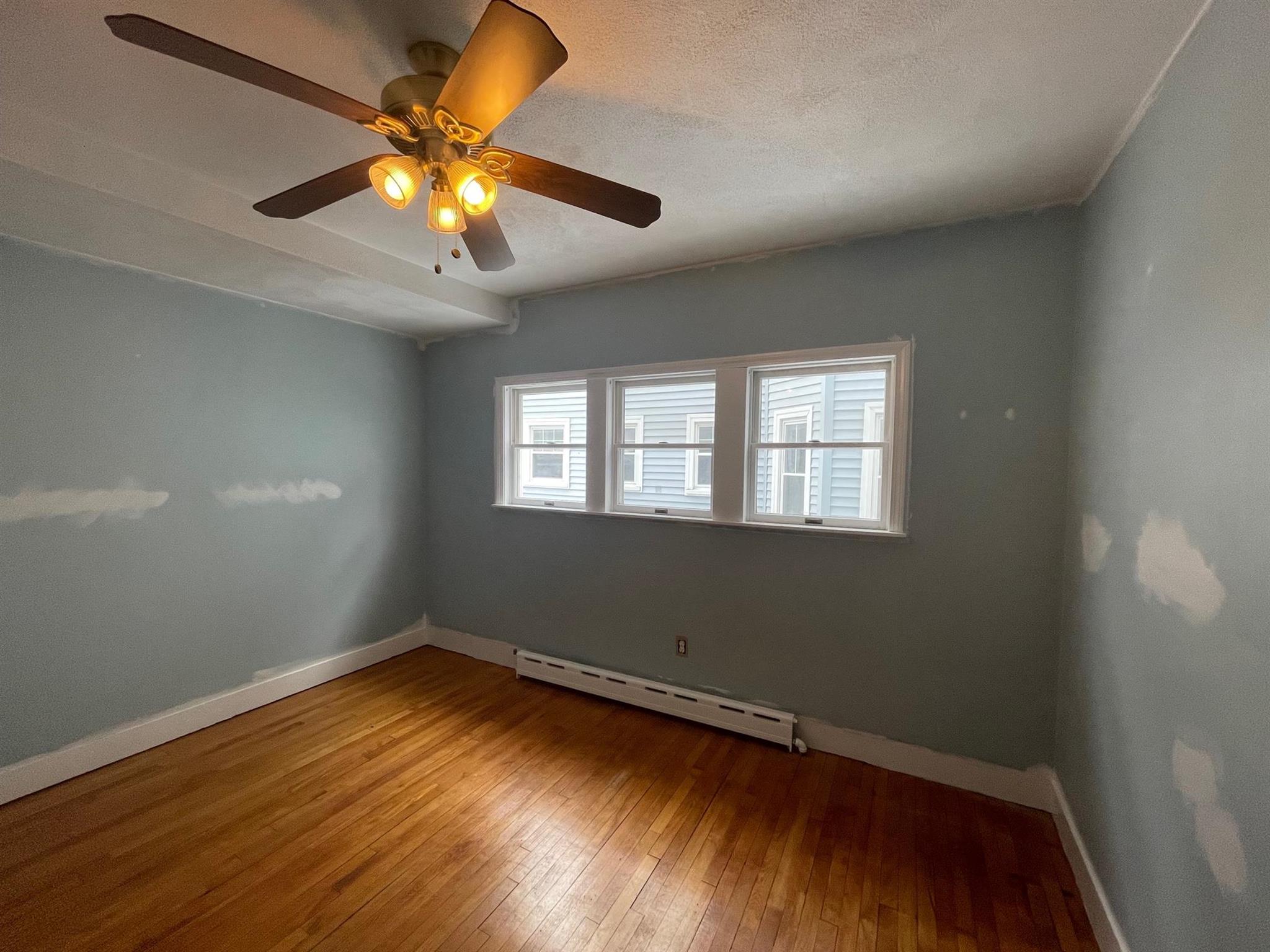 24 Stoughton St, Medford