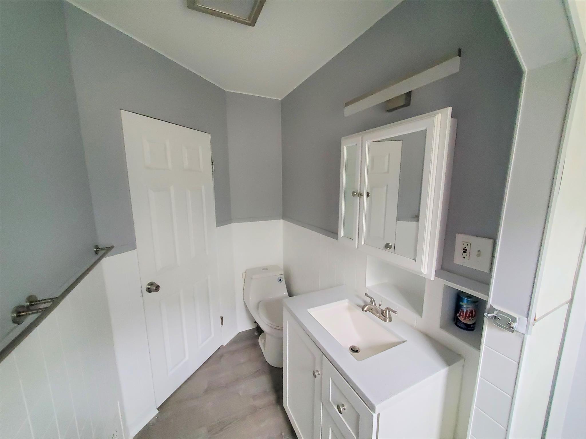 39 Albion St, Medford