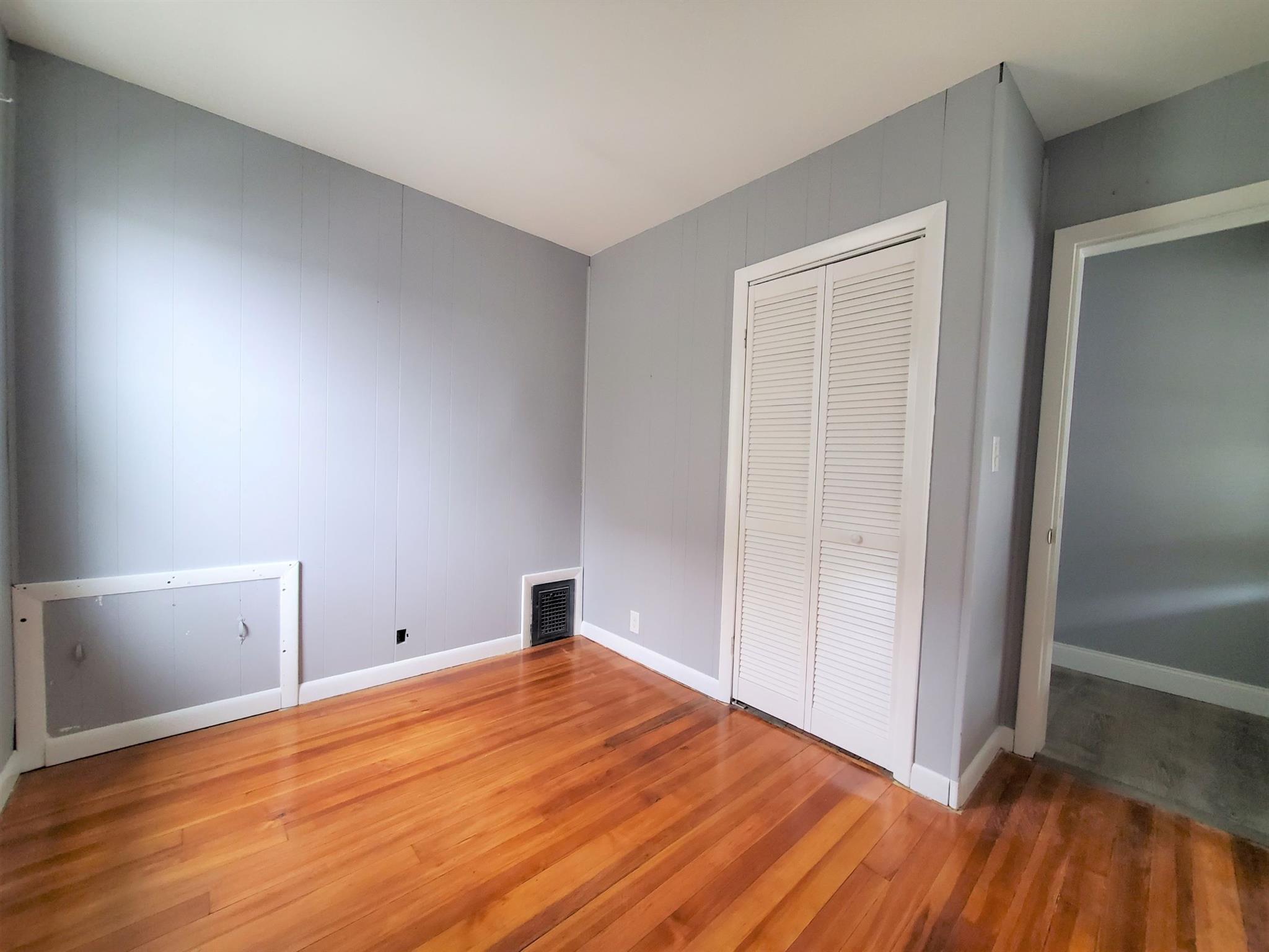 39 Albion St, Medford