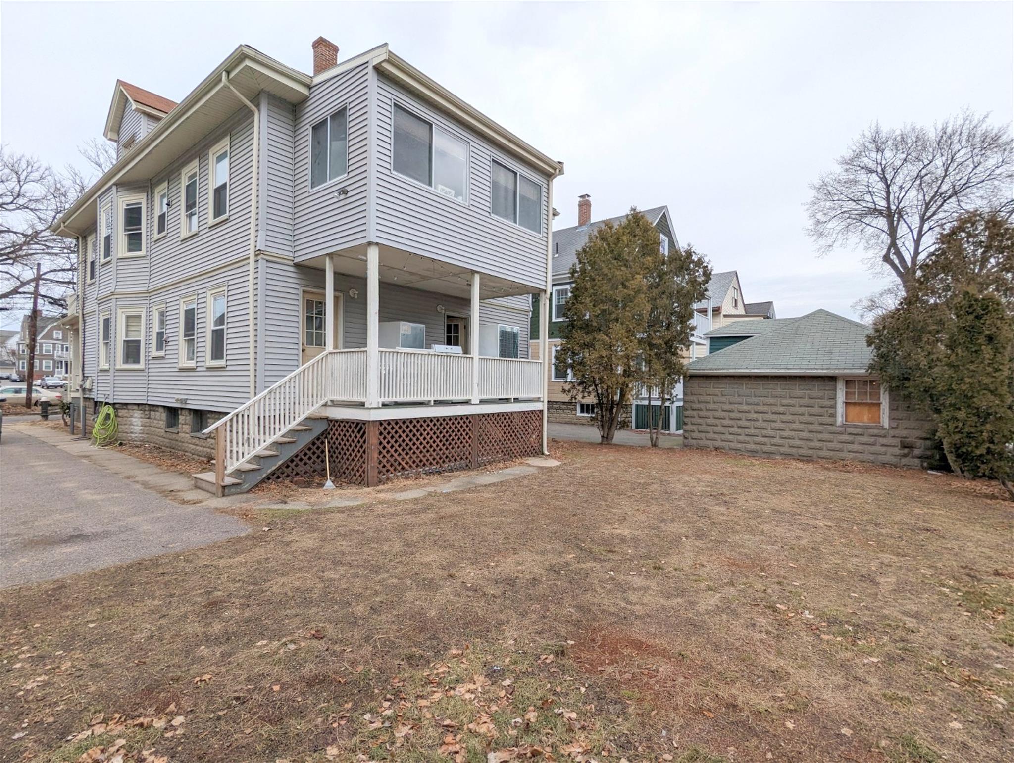 35 Trowbrige St, Arlington