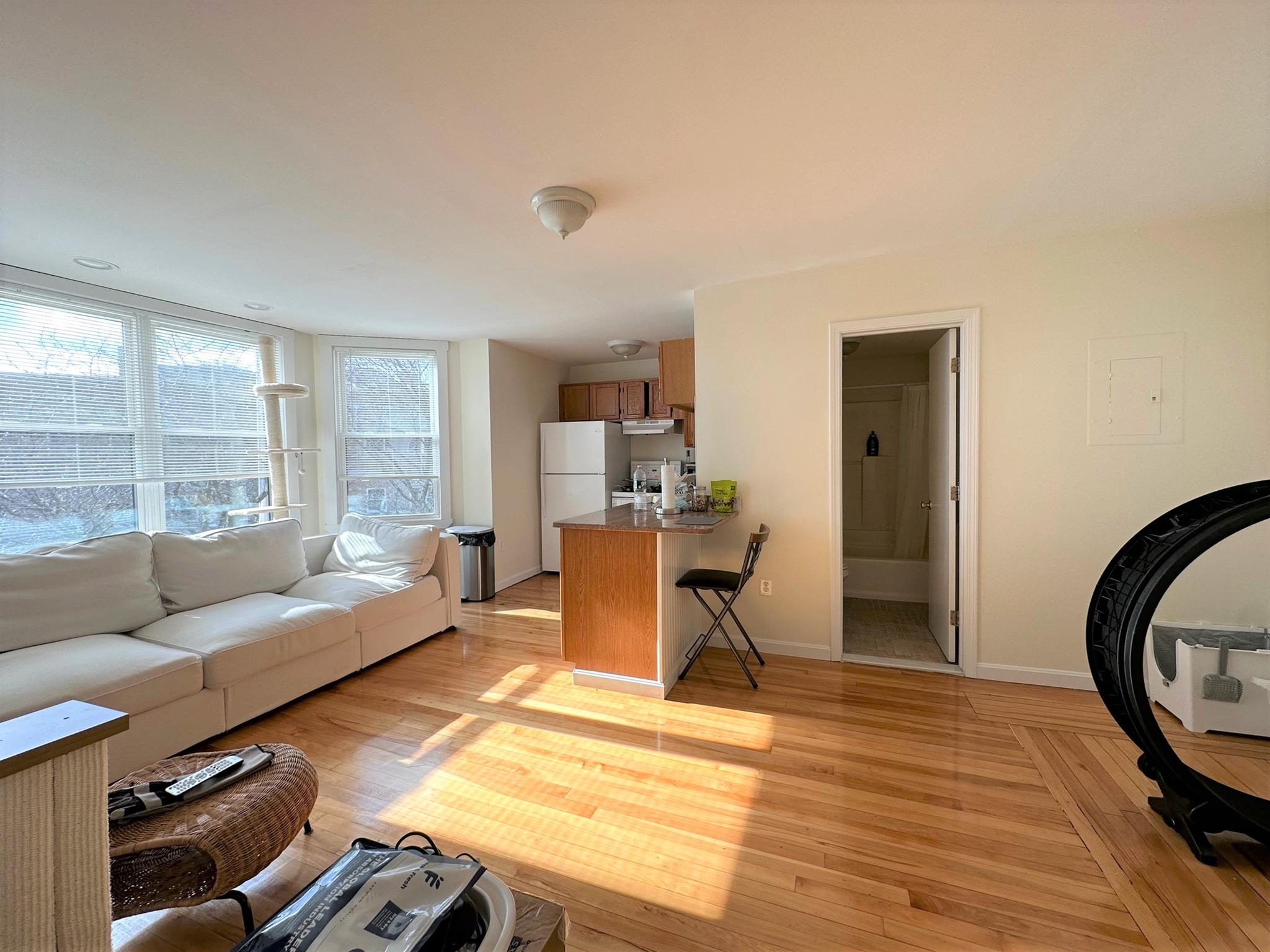 35 Davis Sq, Davis Square