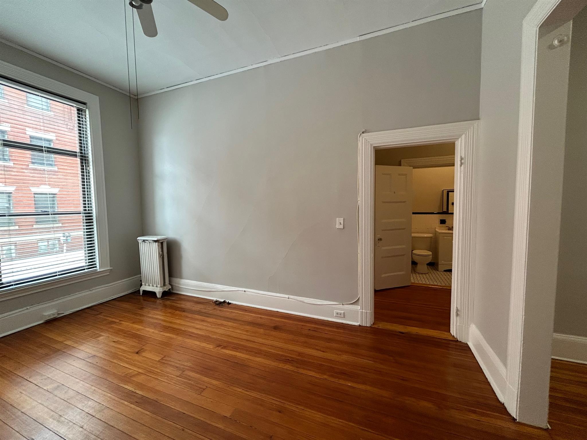 9 Sewall Ave, Coolidge Corner