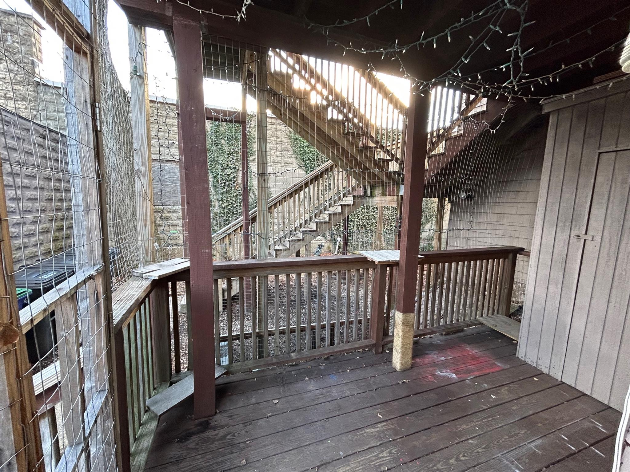 101 Alpine St, Magoun Square