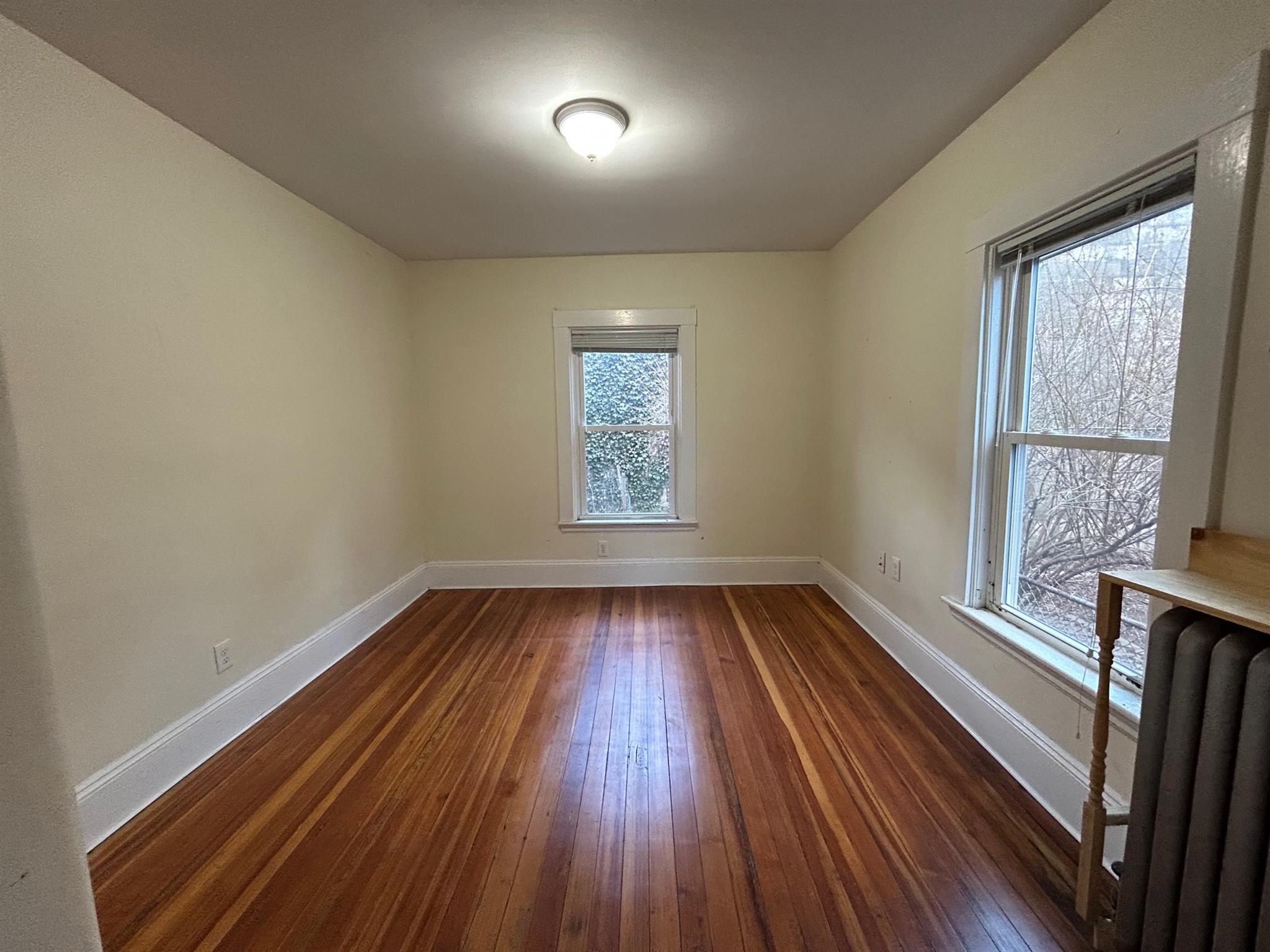 101 Alpine St, Magoun Square