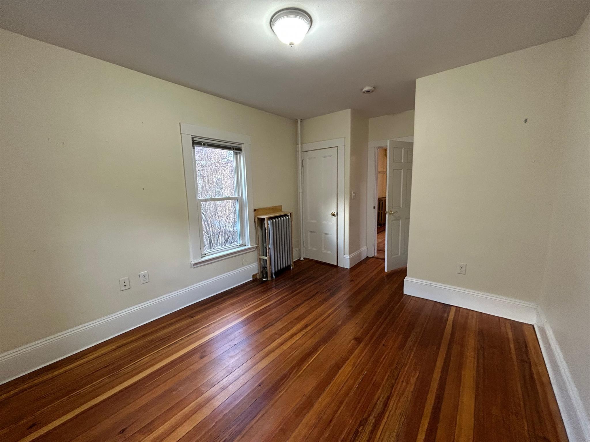 101 Alpine St, Magoun Square