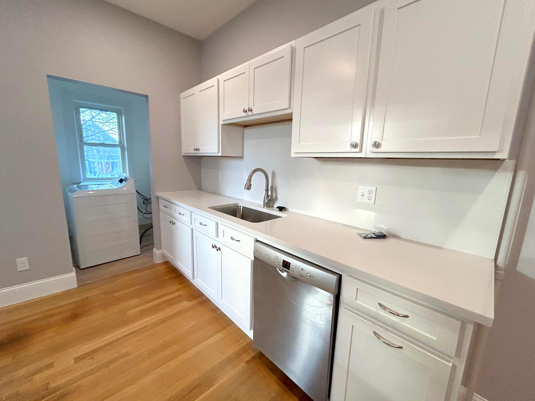 22 Bartlett St, Magoun Square