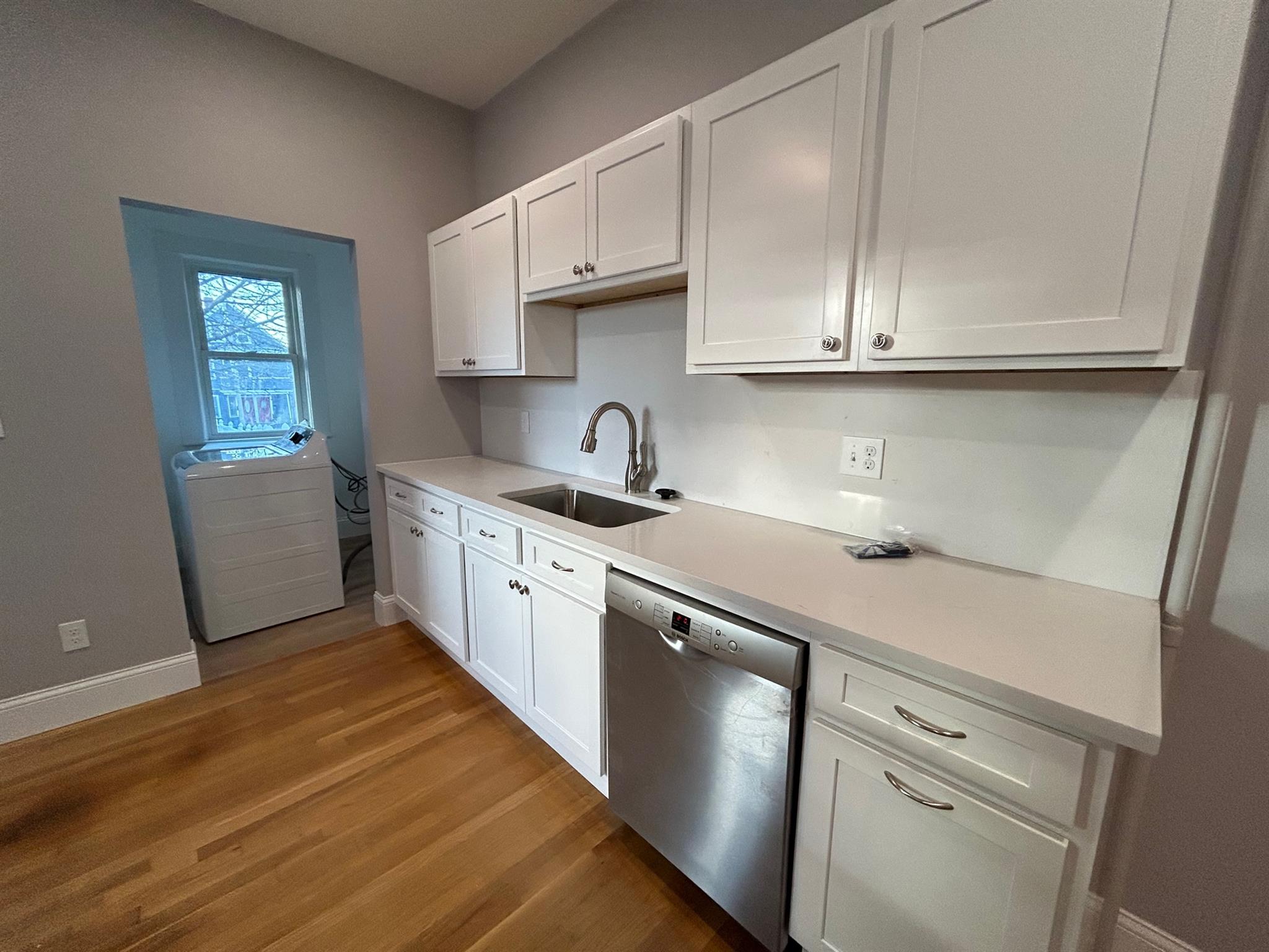 22 Bartlett St, Magoun Square