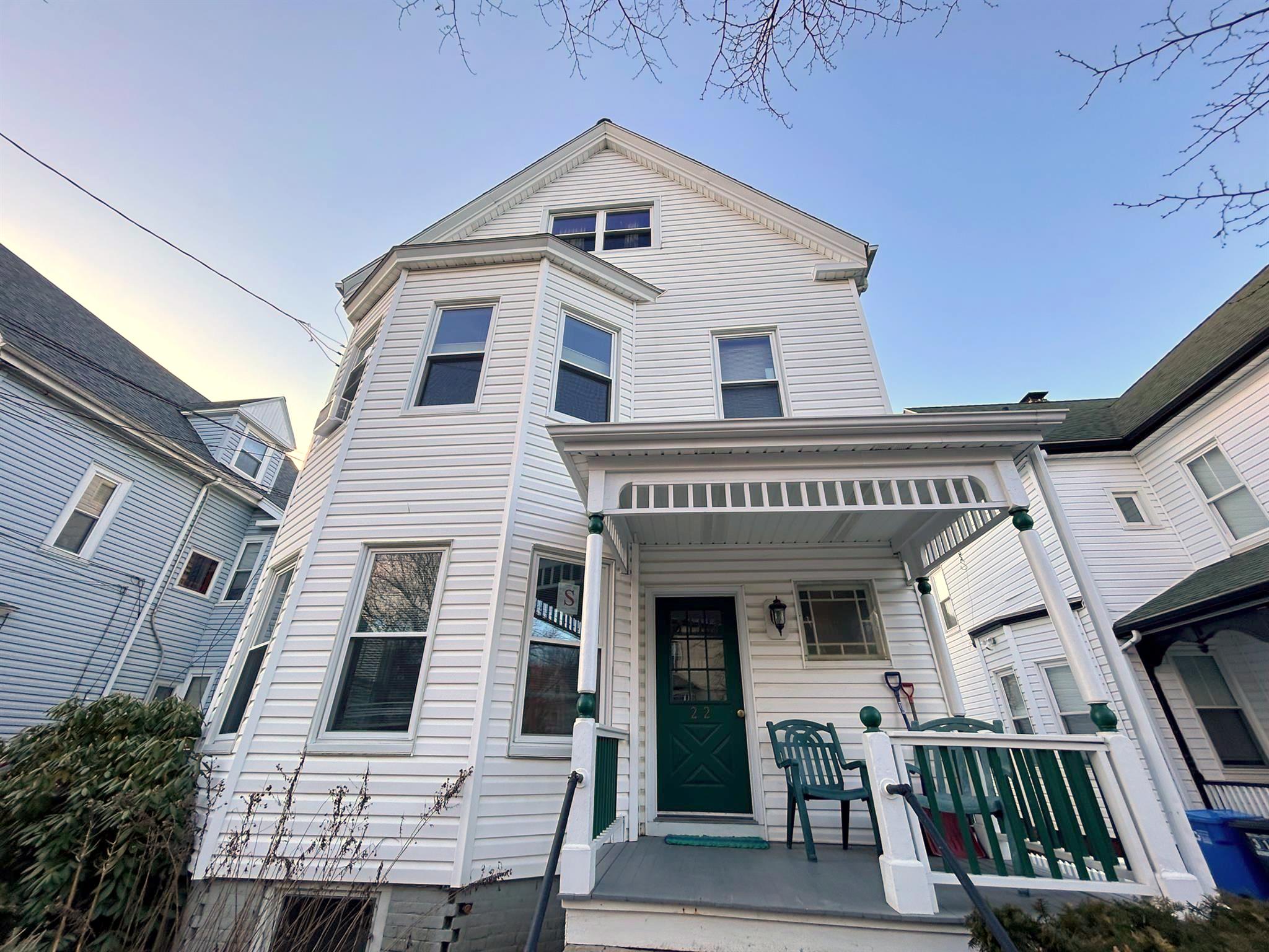 22 Bartlett St, Magoun Square