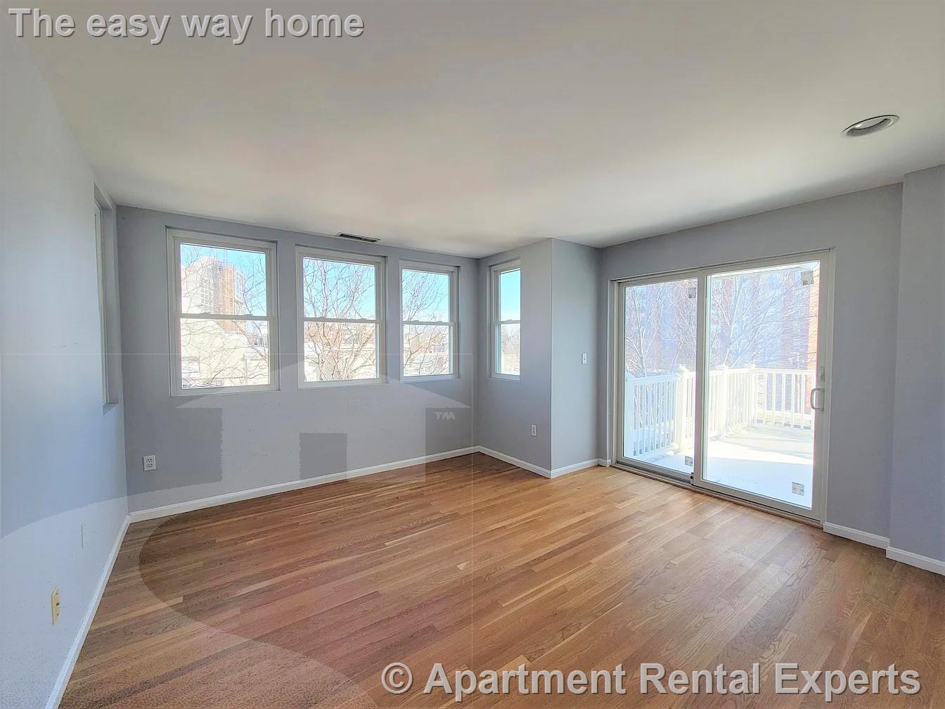 218 Thorndike, East Cambridge