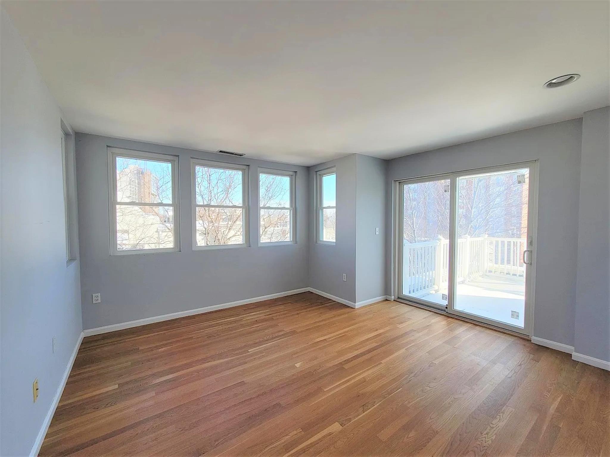 218 Thorndike St, Kendall Square