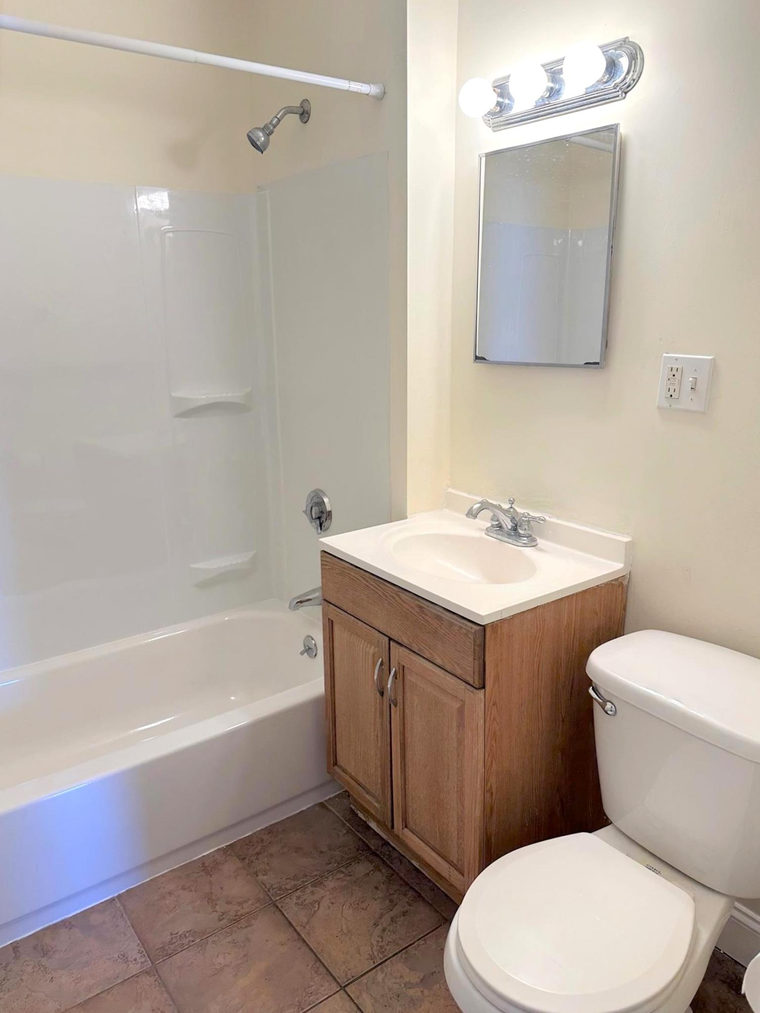 66 Paris St, Medford