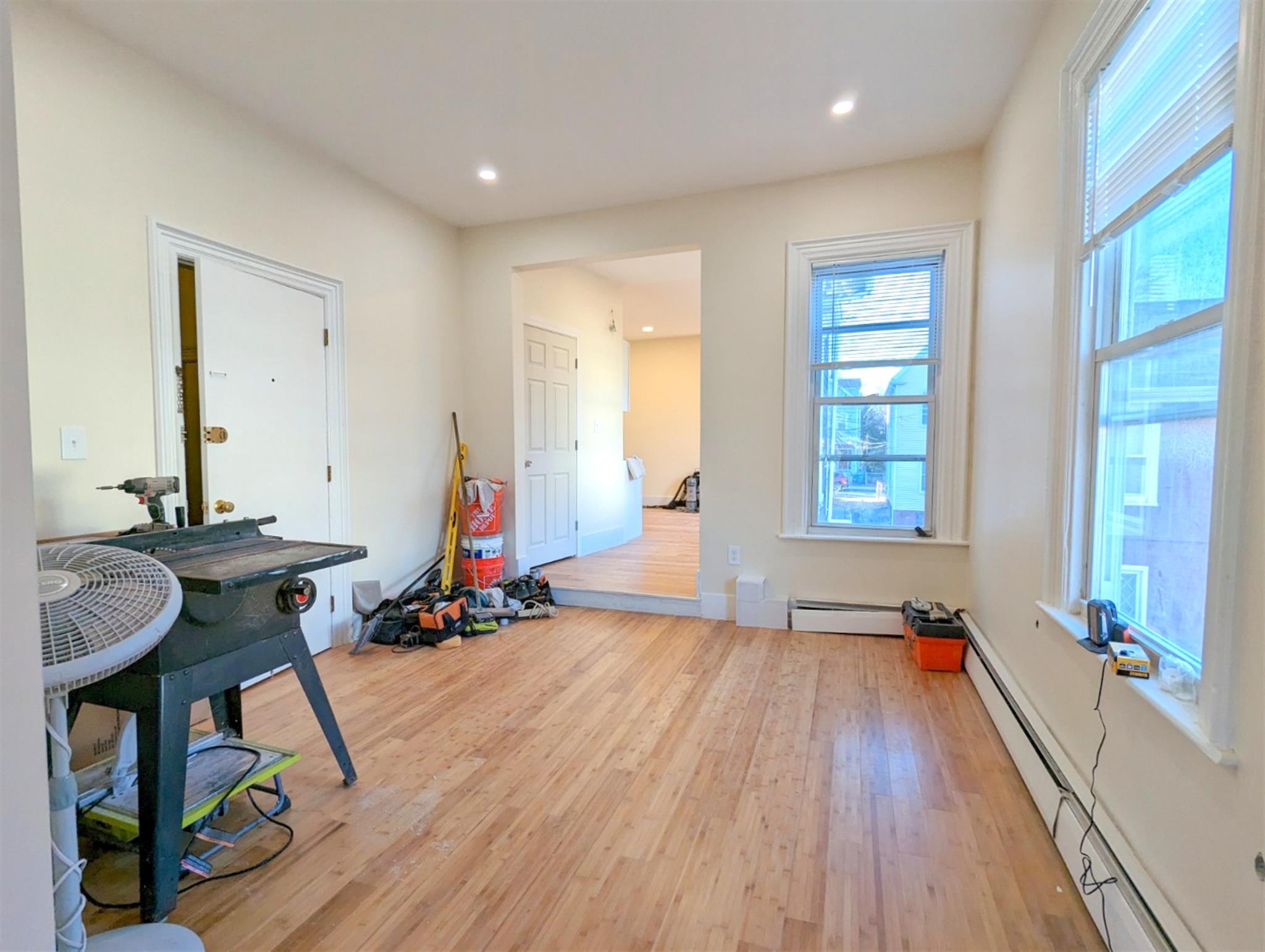 19 Cameron Ave, Davis Square