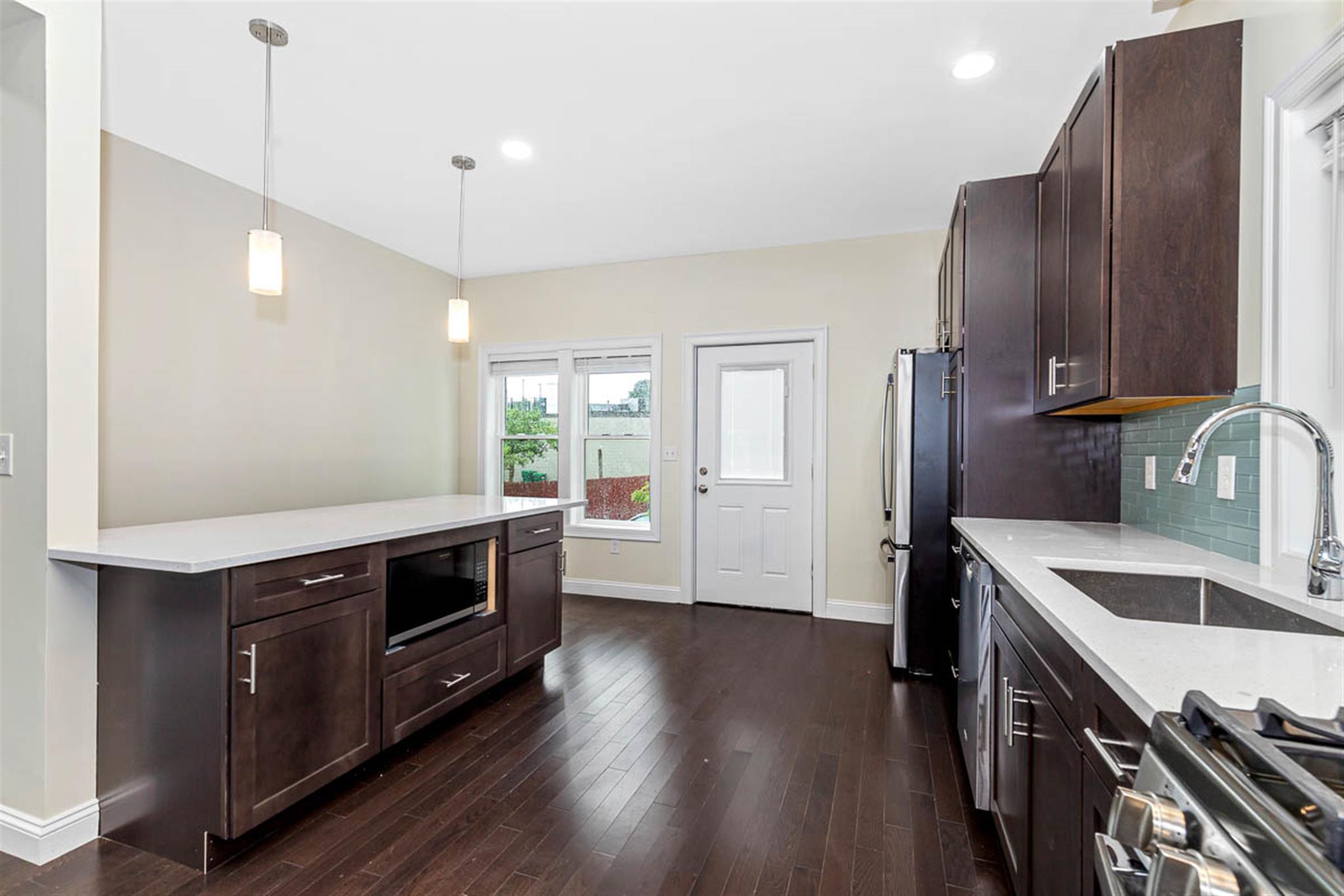 77 Winchester St, Tufts University