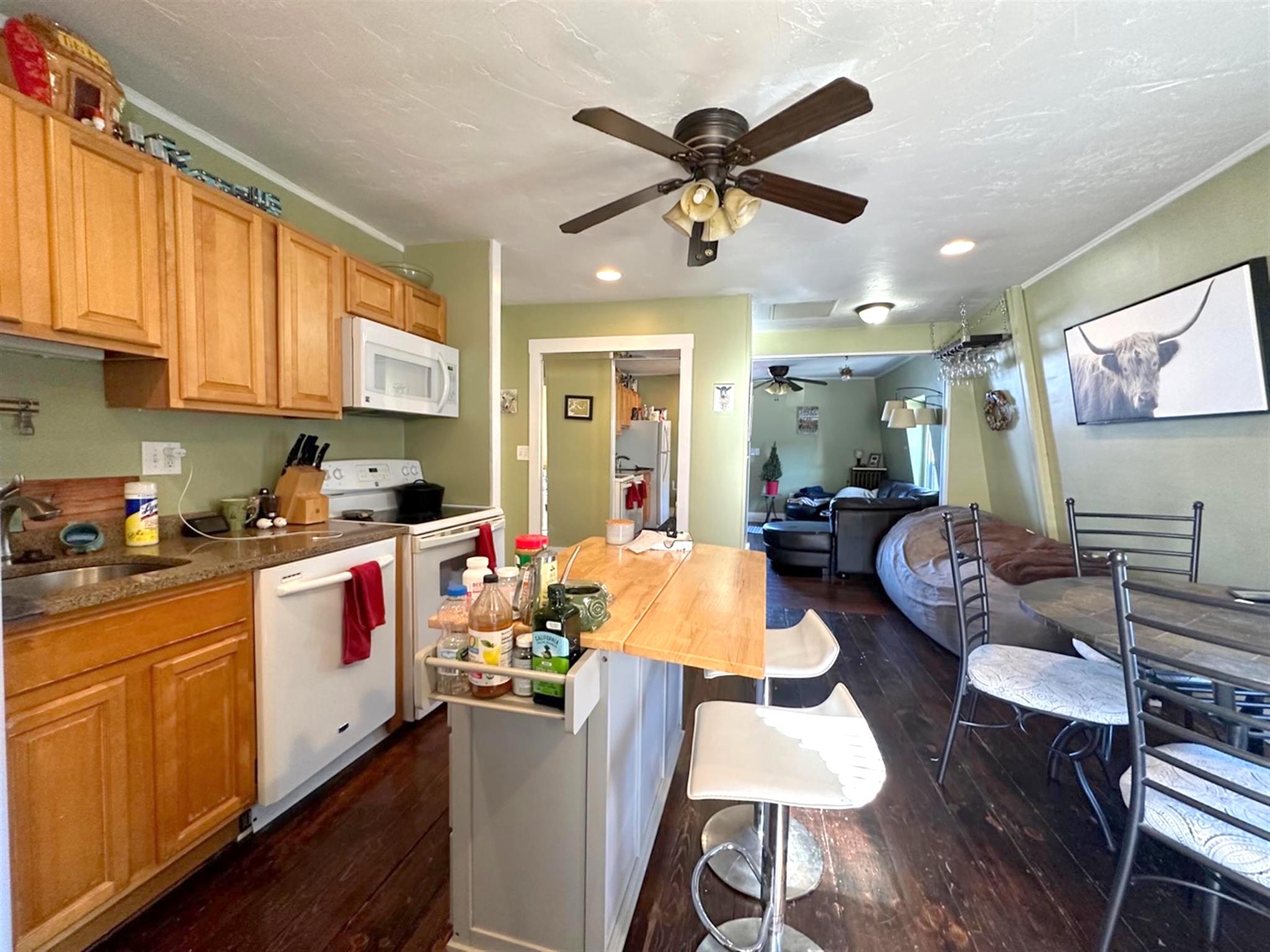 145 Highland Ave, Gilman Square