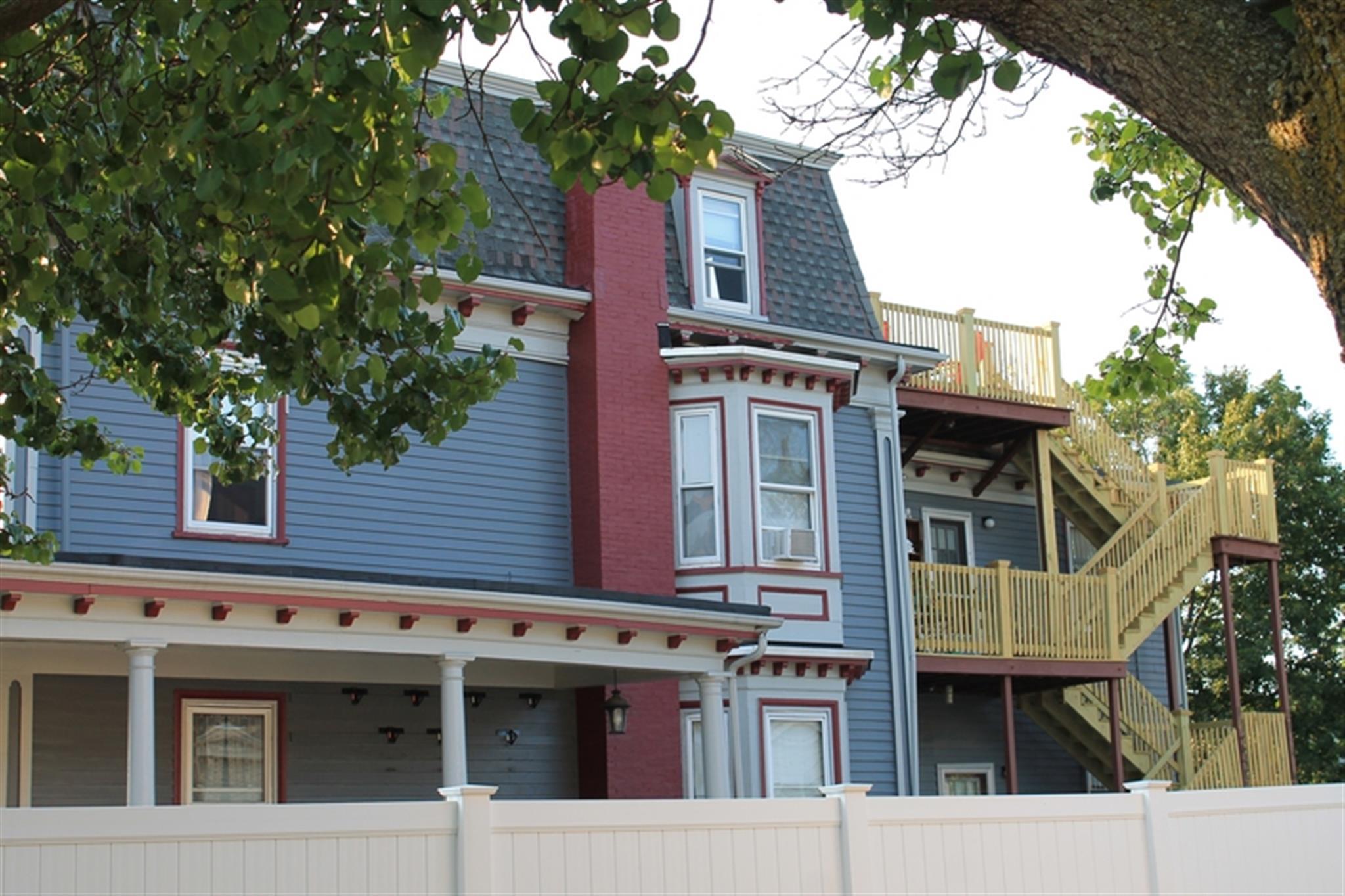 145 Highland Ave, Gilman Square