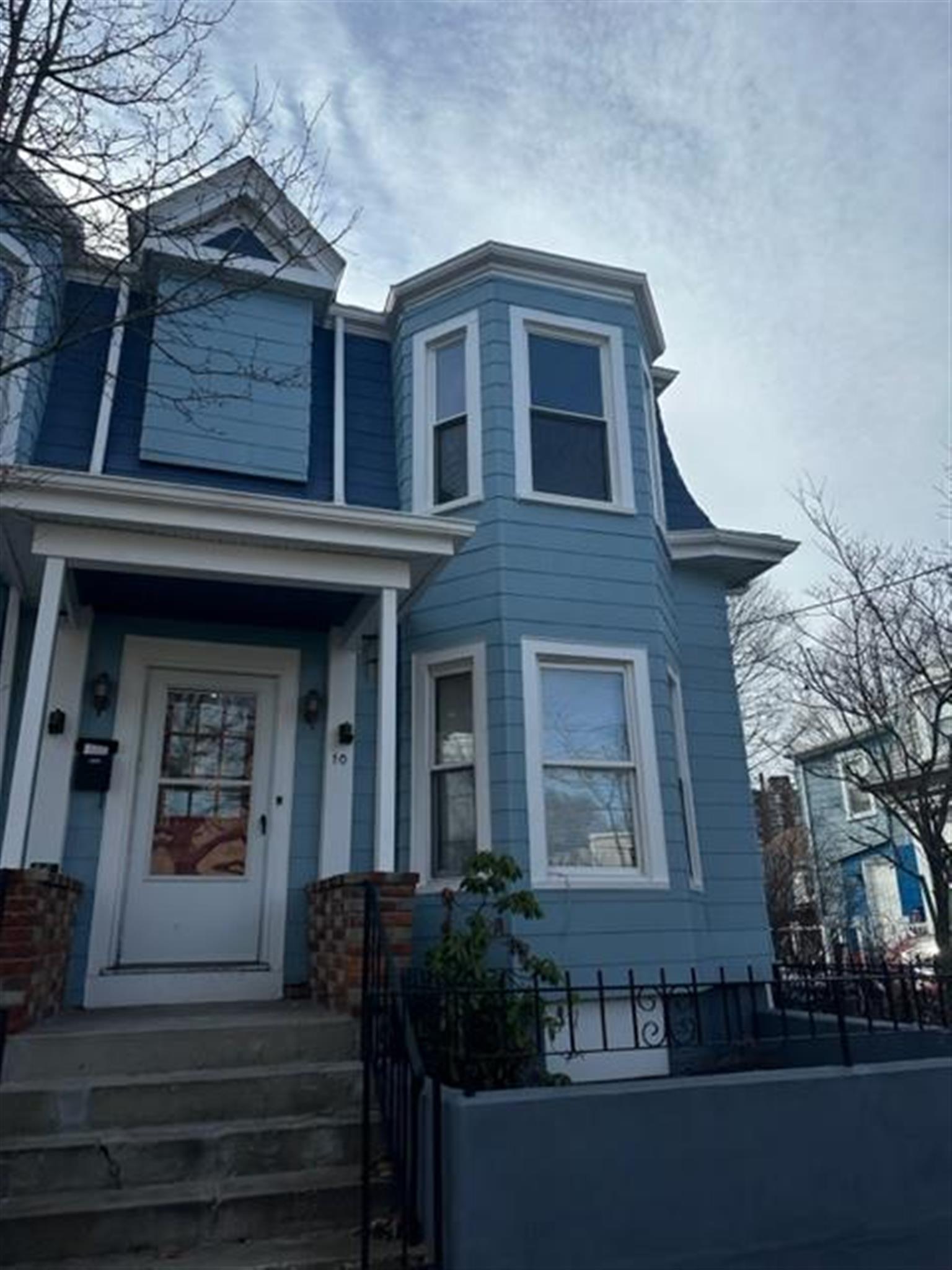 10 Gilman St, East Somerville