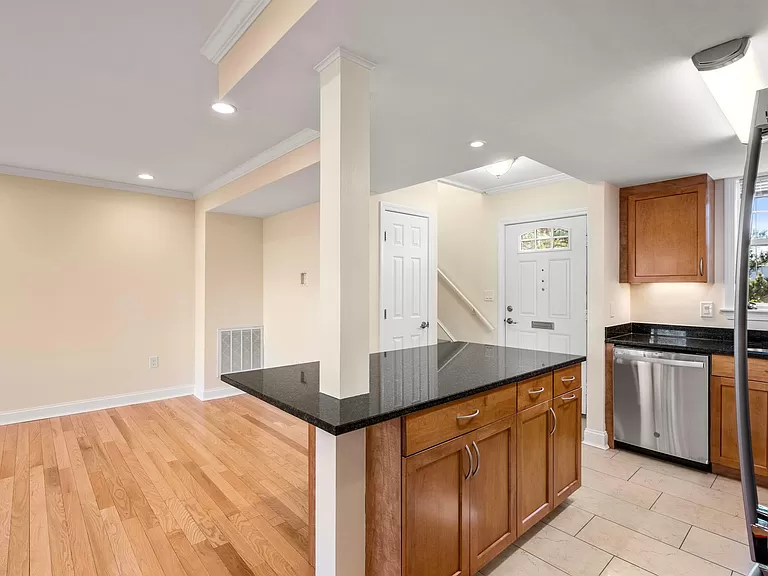 252 Independence, Brighton