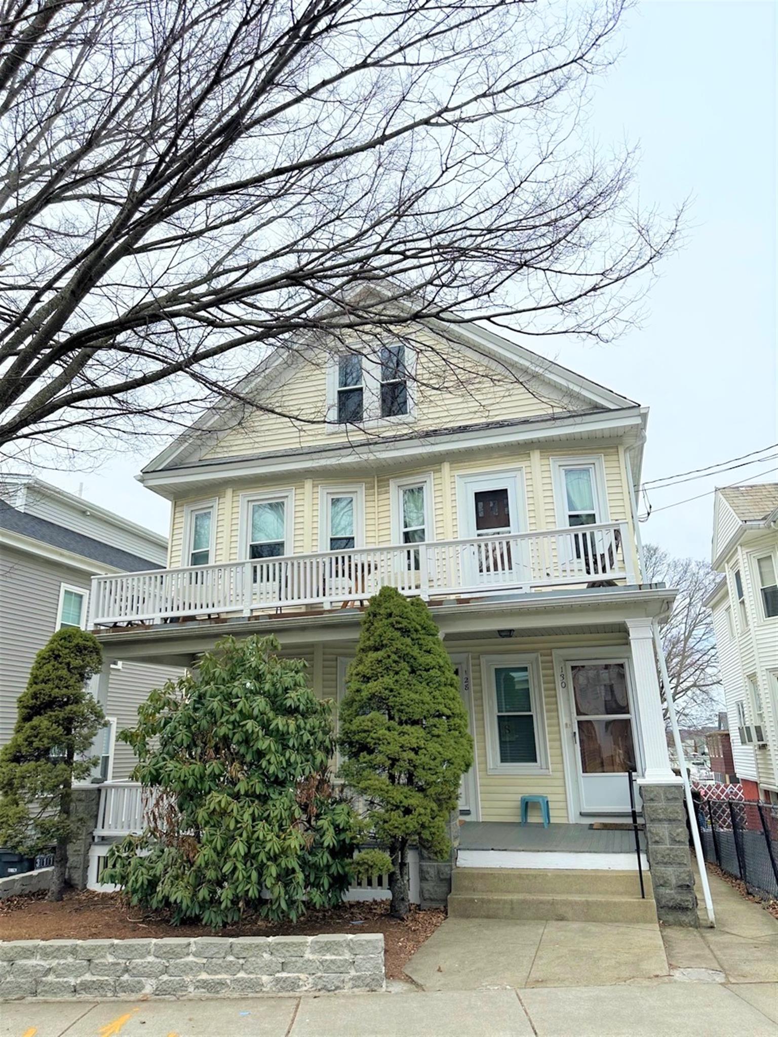 130 North, Teele Square