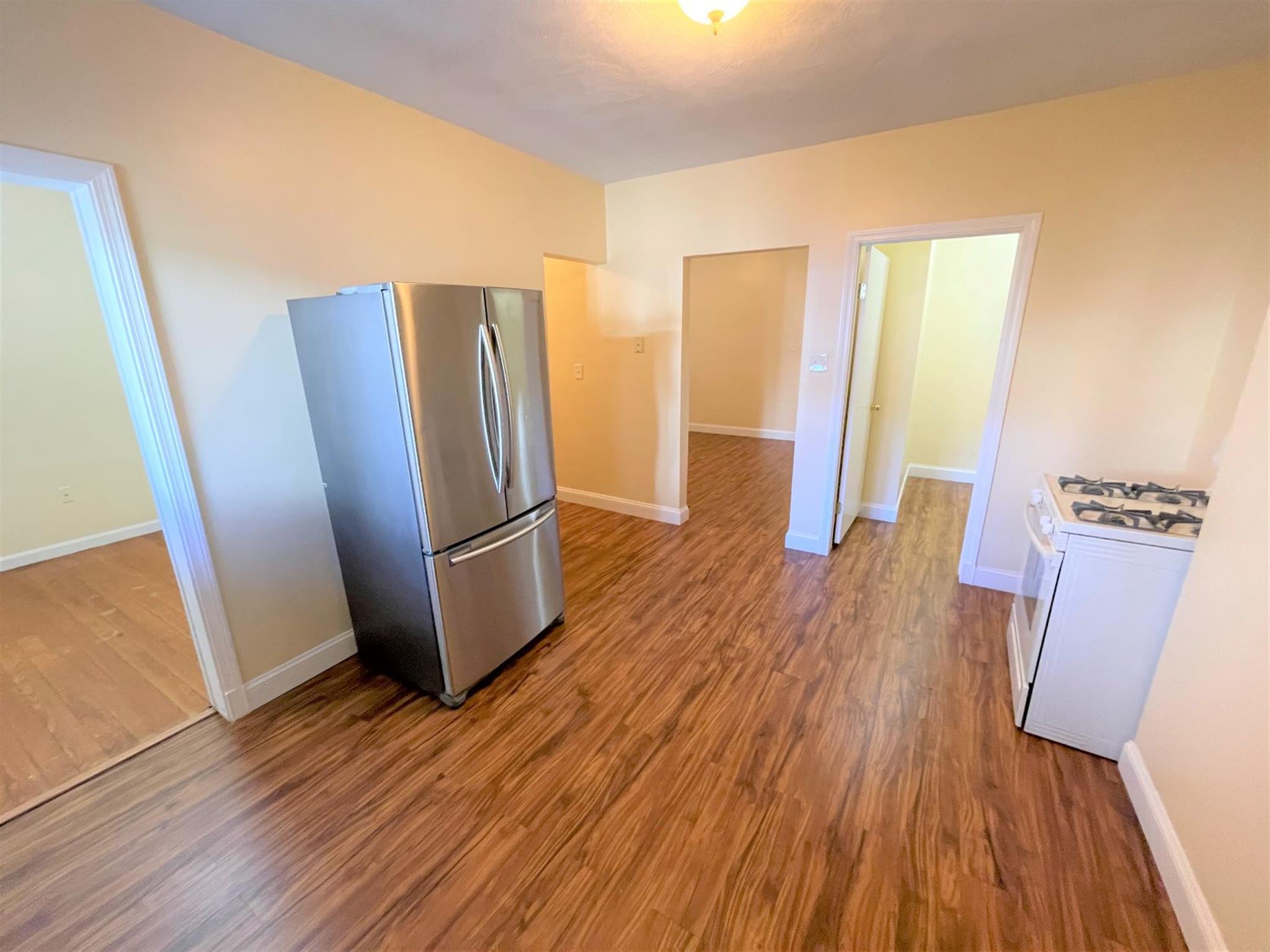 225 Holland St, Davis Square