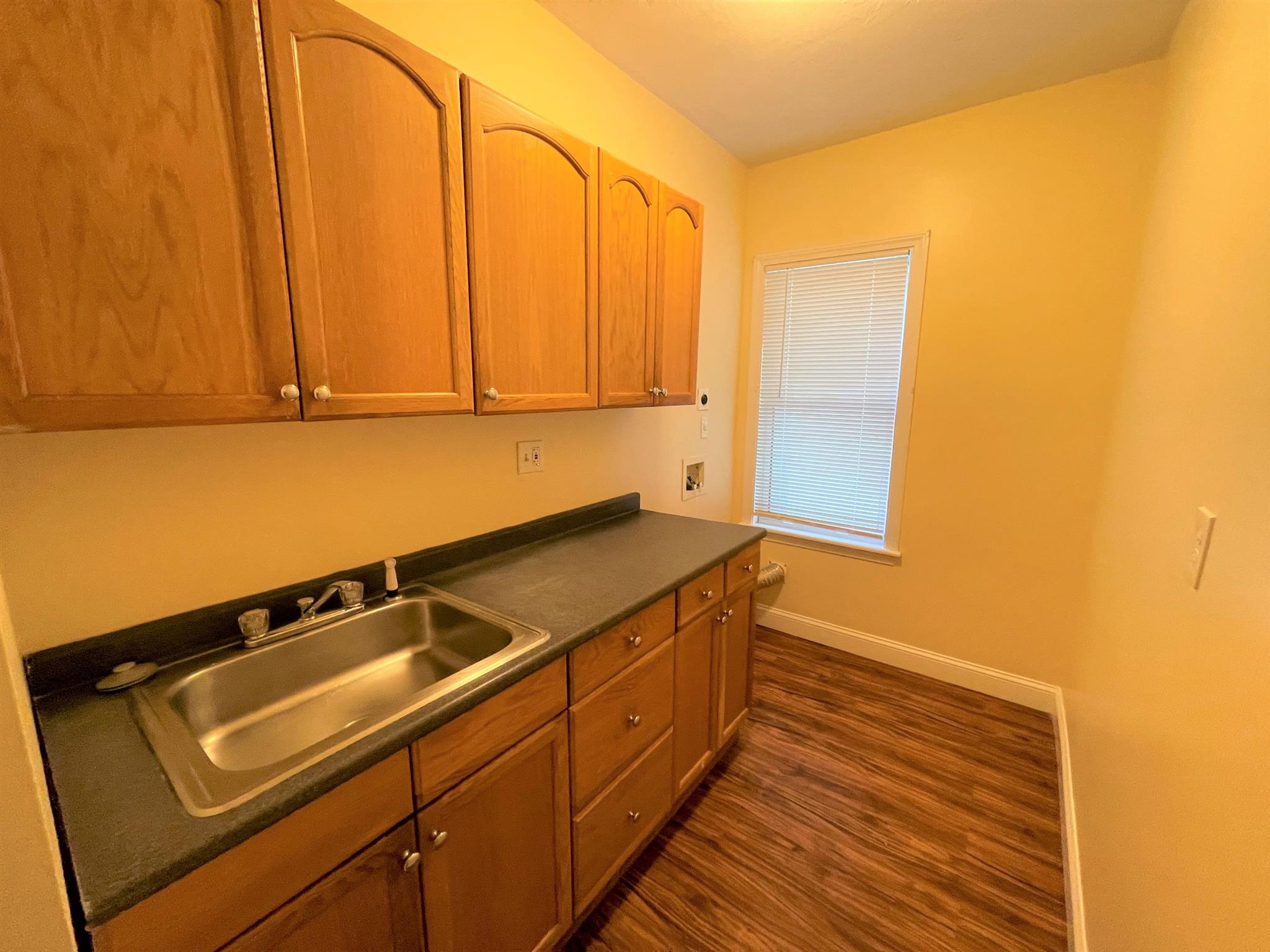 225 Holland St, Davis Square