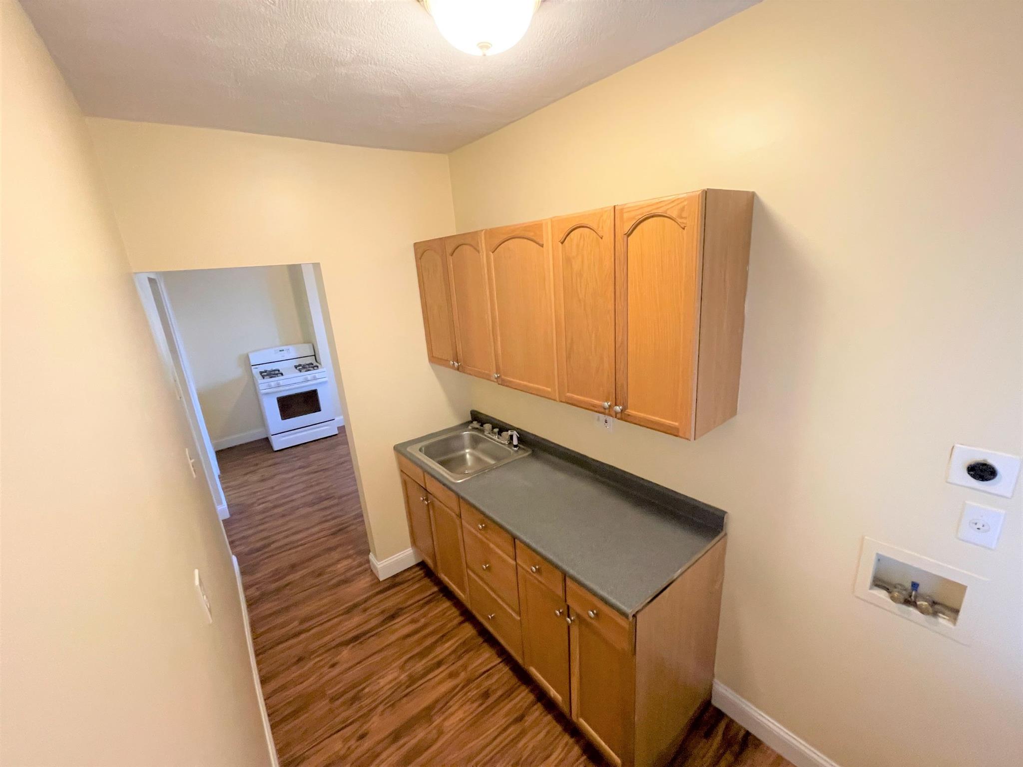 225 Holland St, Davis Square