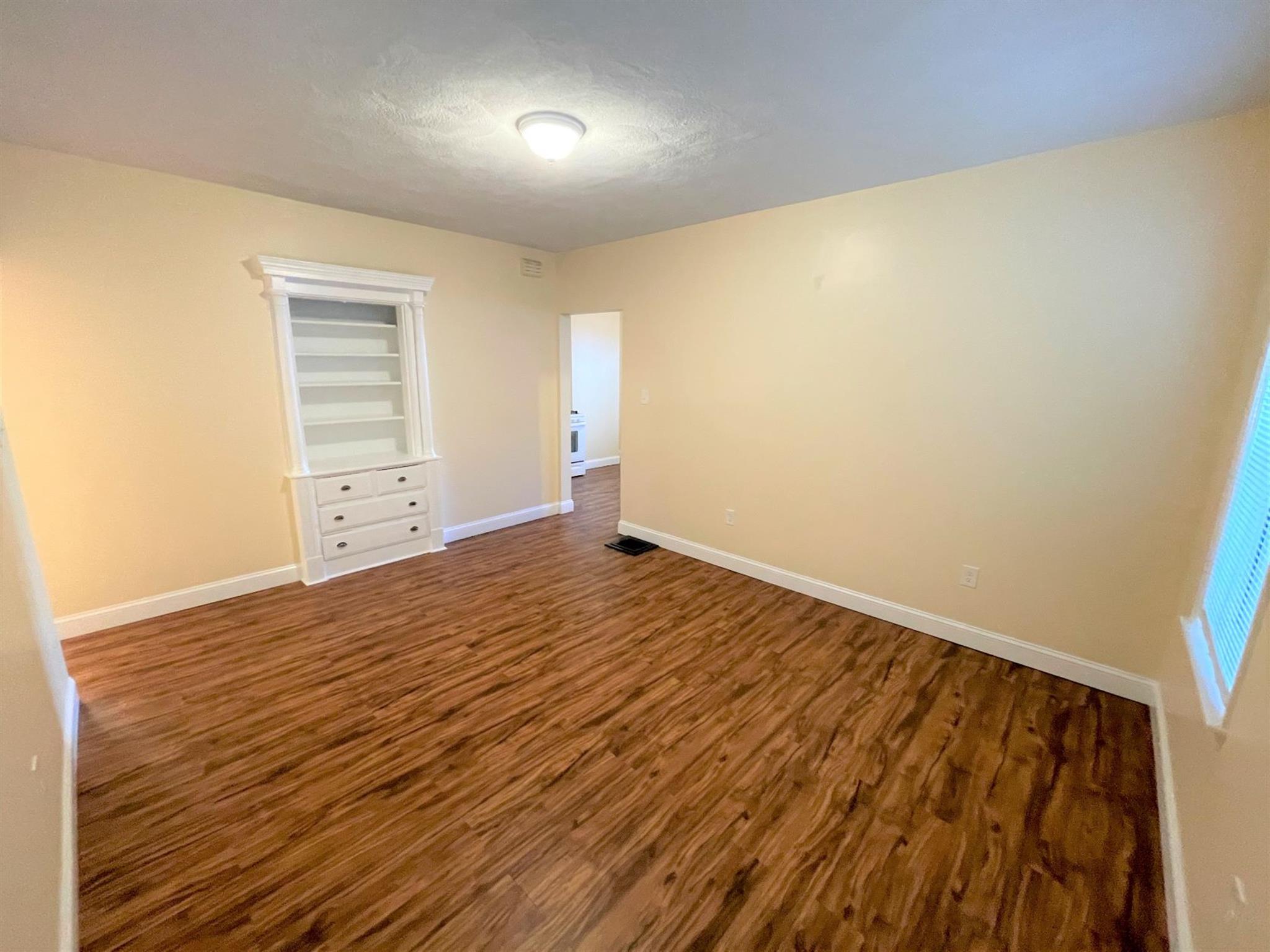 225 Holland St, Davis Square