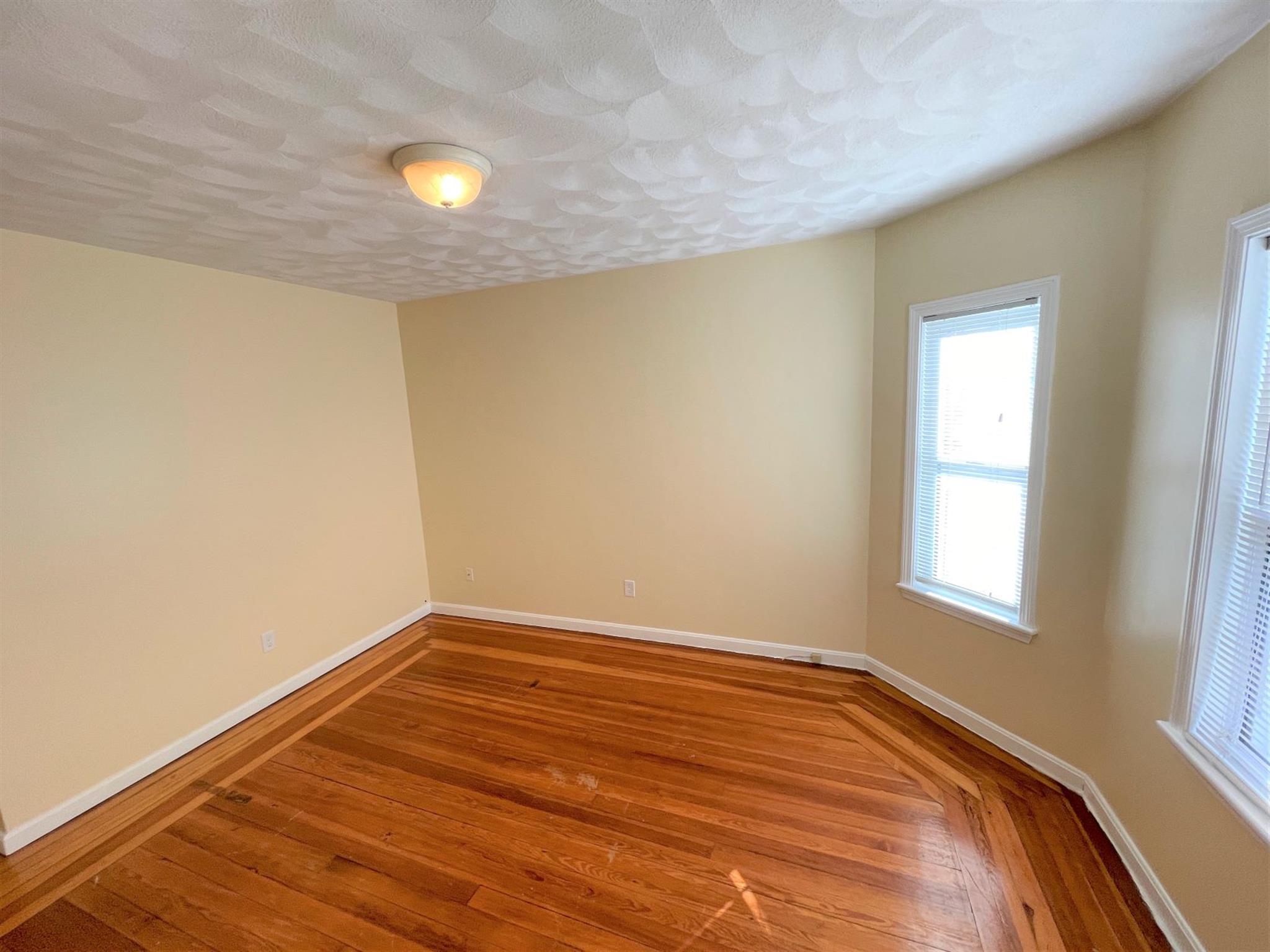 225 Holland St, Davis Square