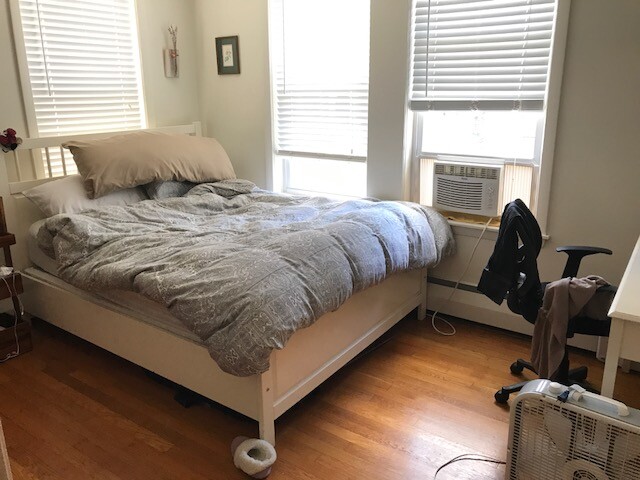 312 Tappan St, Washington Square