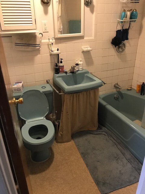 312 Tappan St, Washington Square