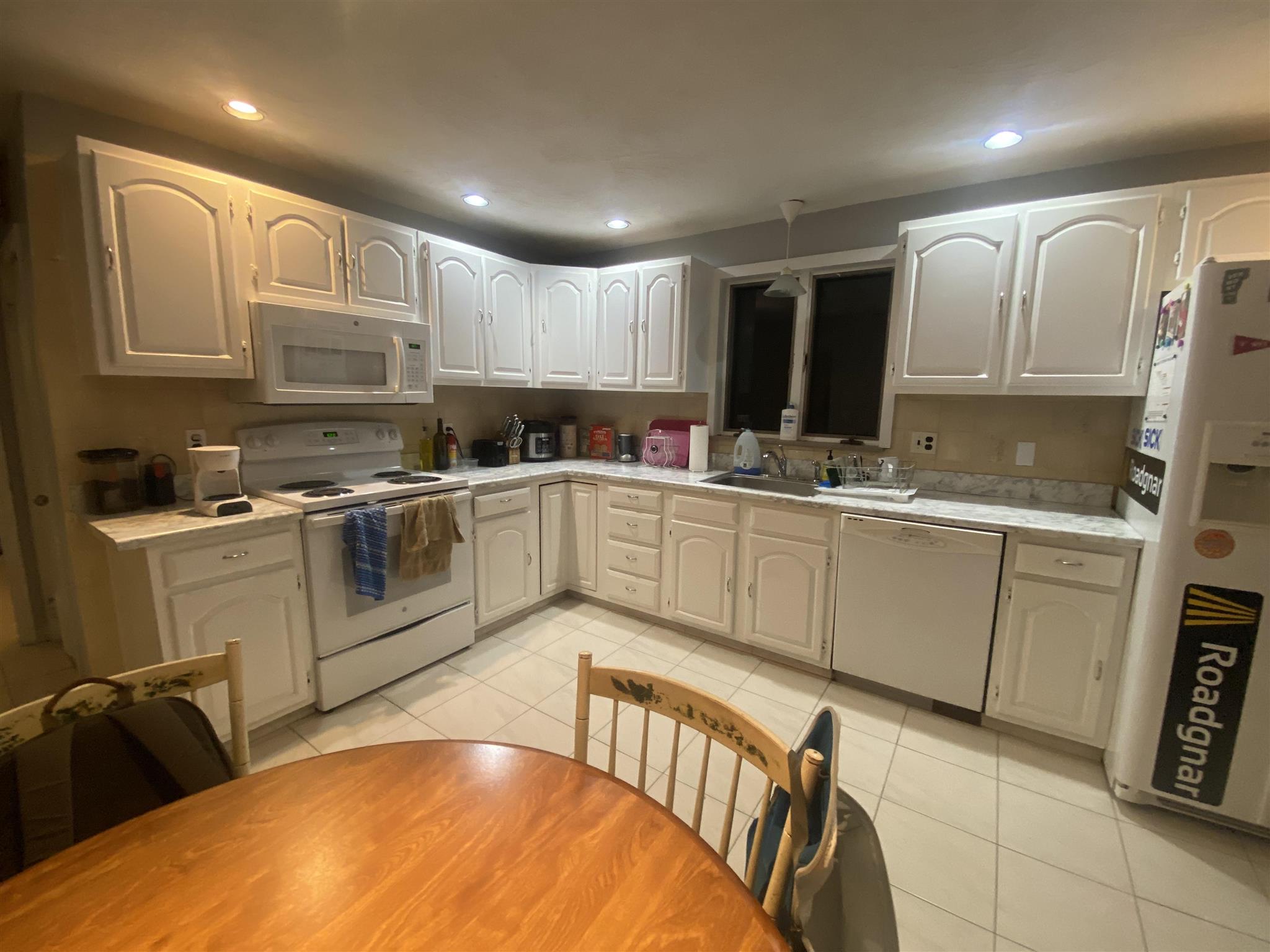 66 Paris St, Medford