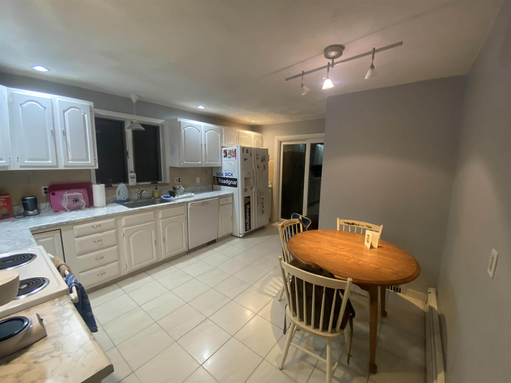 66 Paris St, Medford