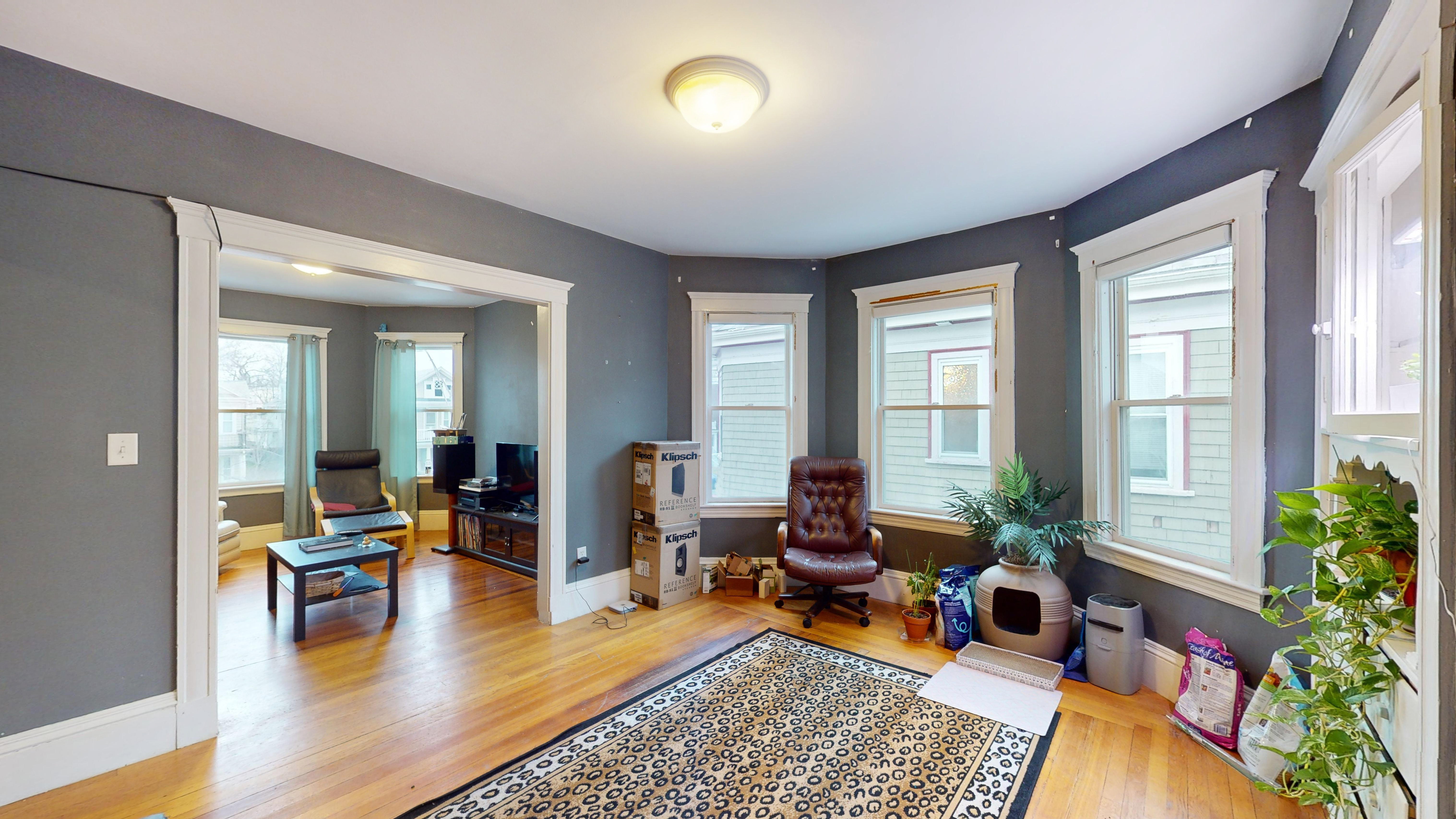 212 Powder House Boulevard, West Somerville