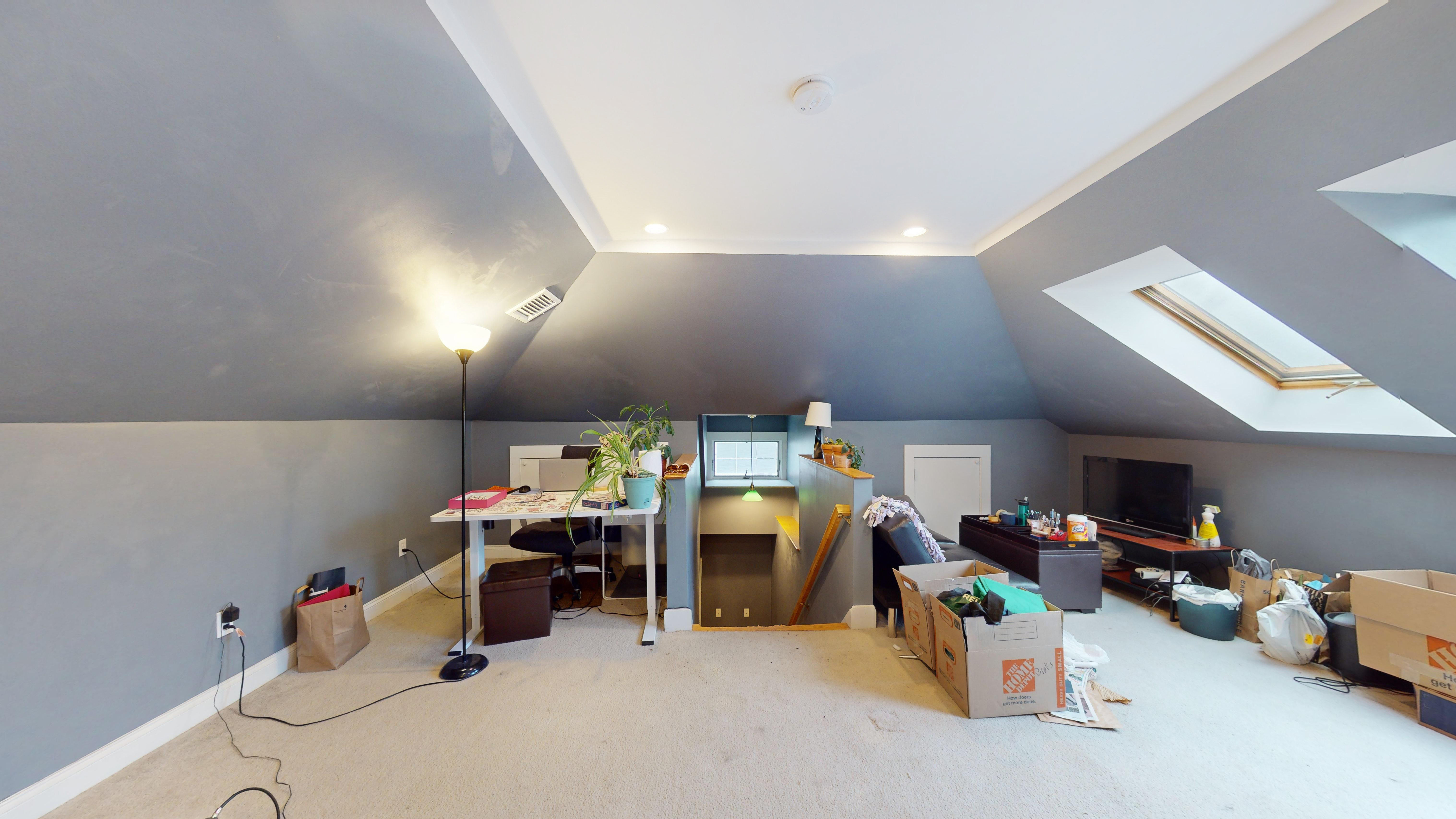 212 Powder House Boulevard, West Somerville