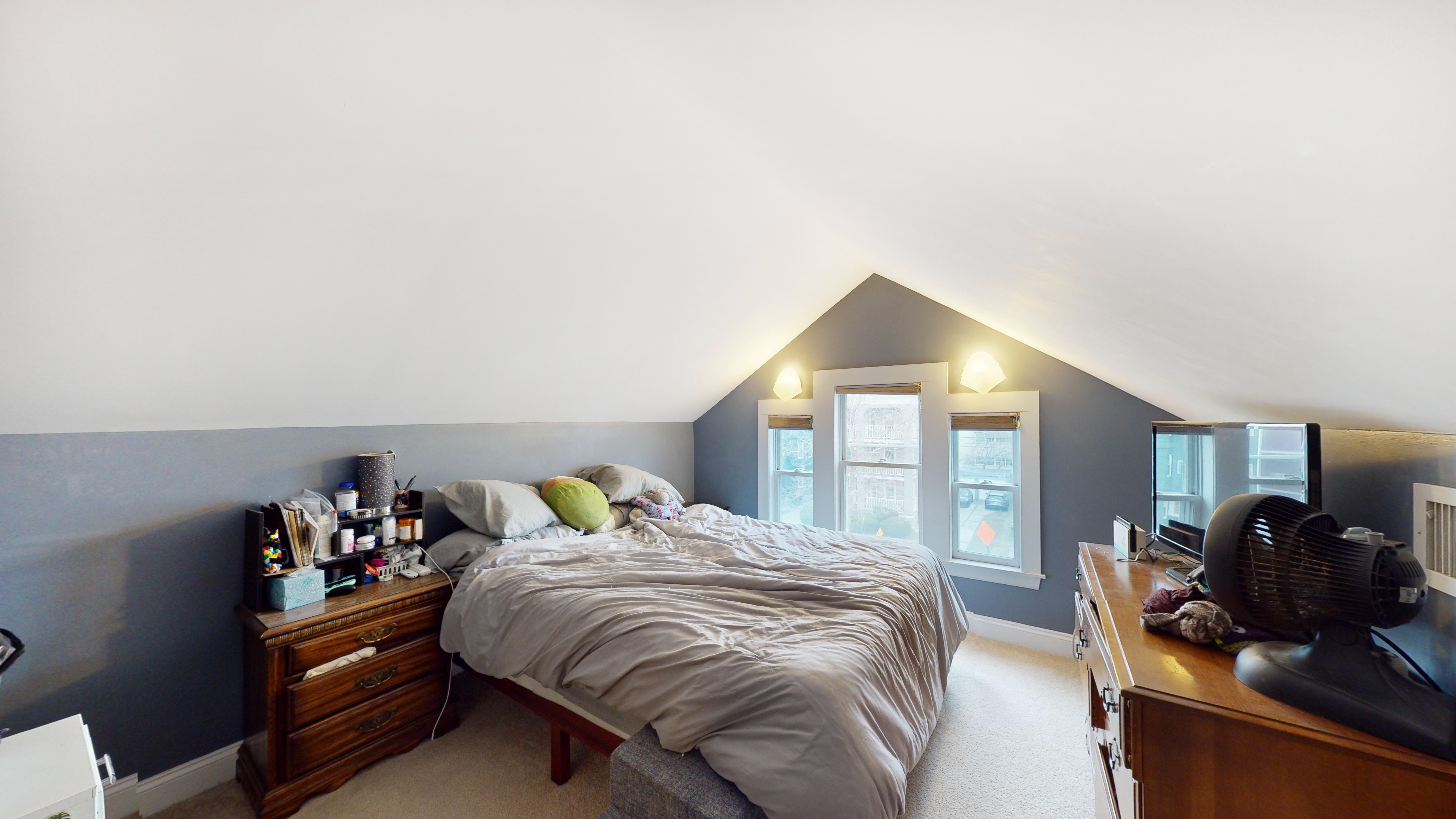 212 Powder House Boulevard, West Somerville