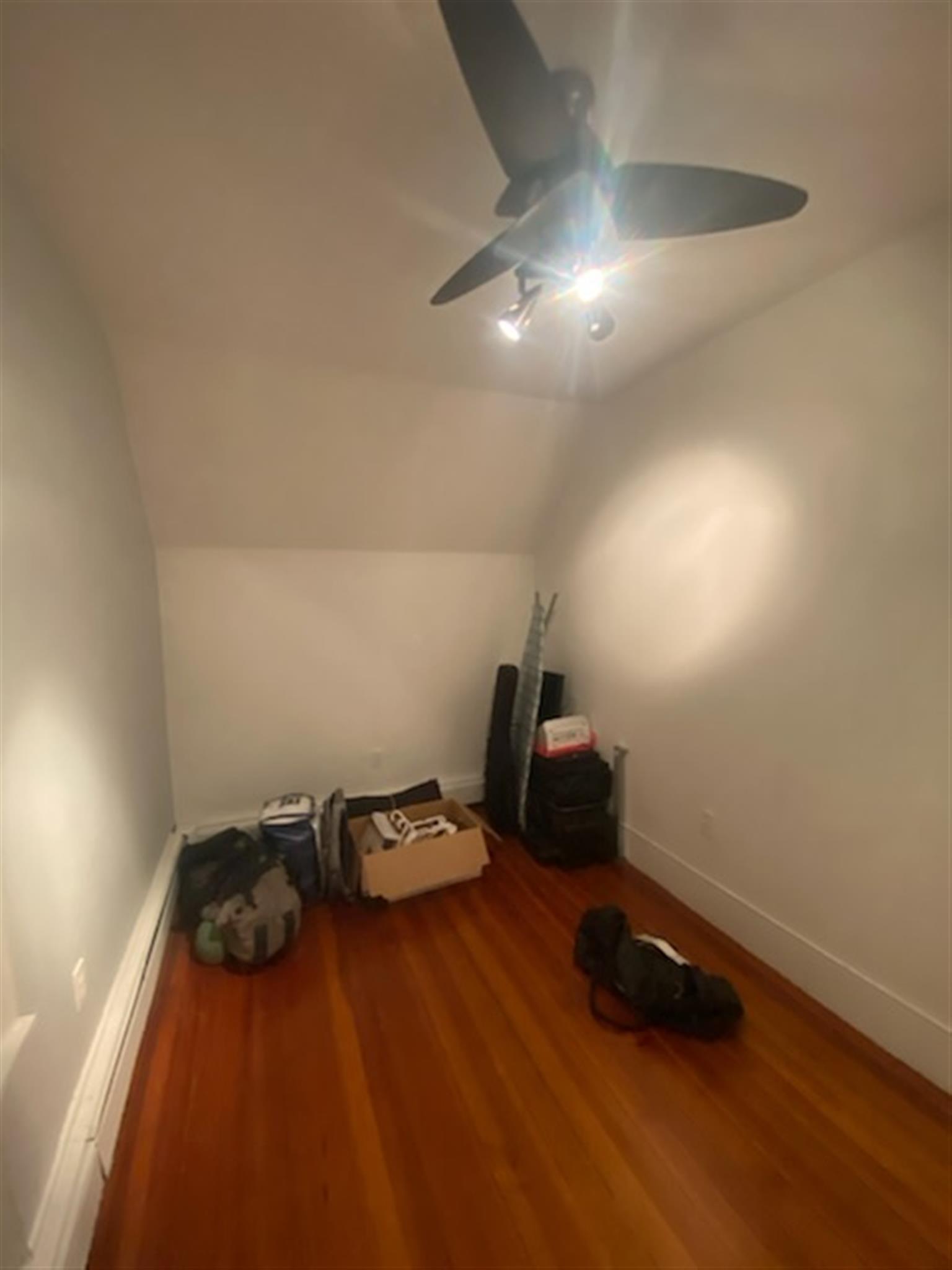 66 Paris St, Medford