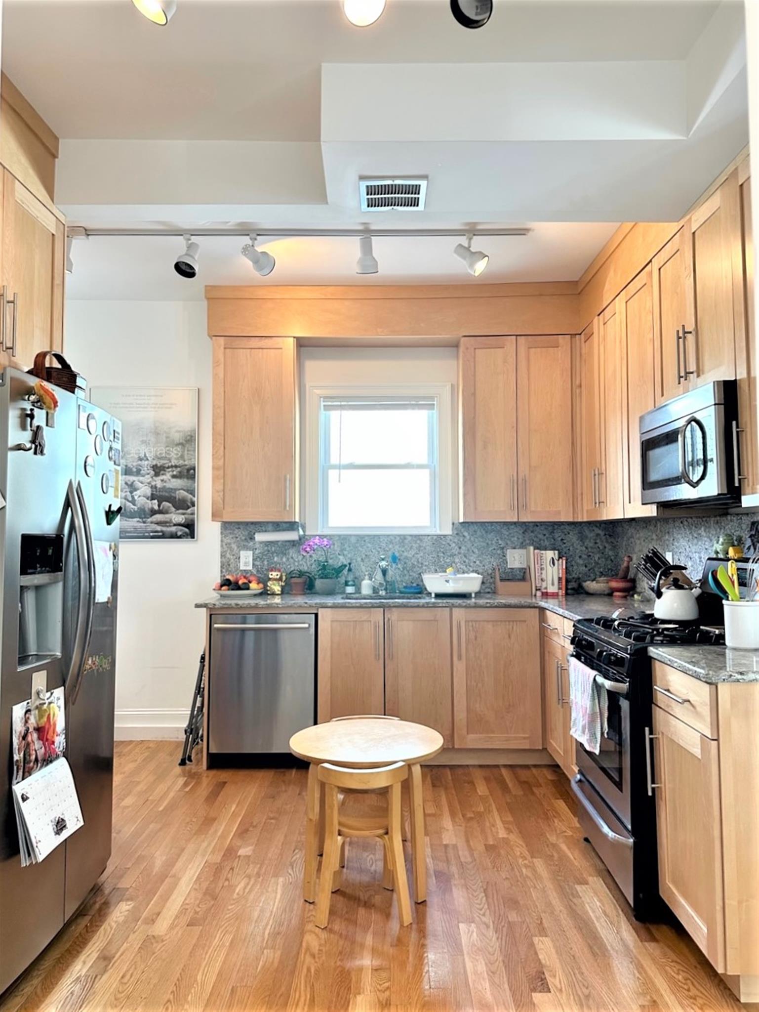 20 Concord Ave, Union Square