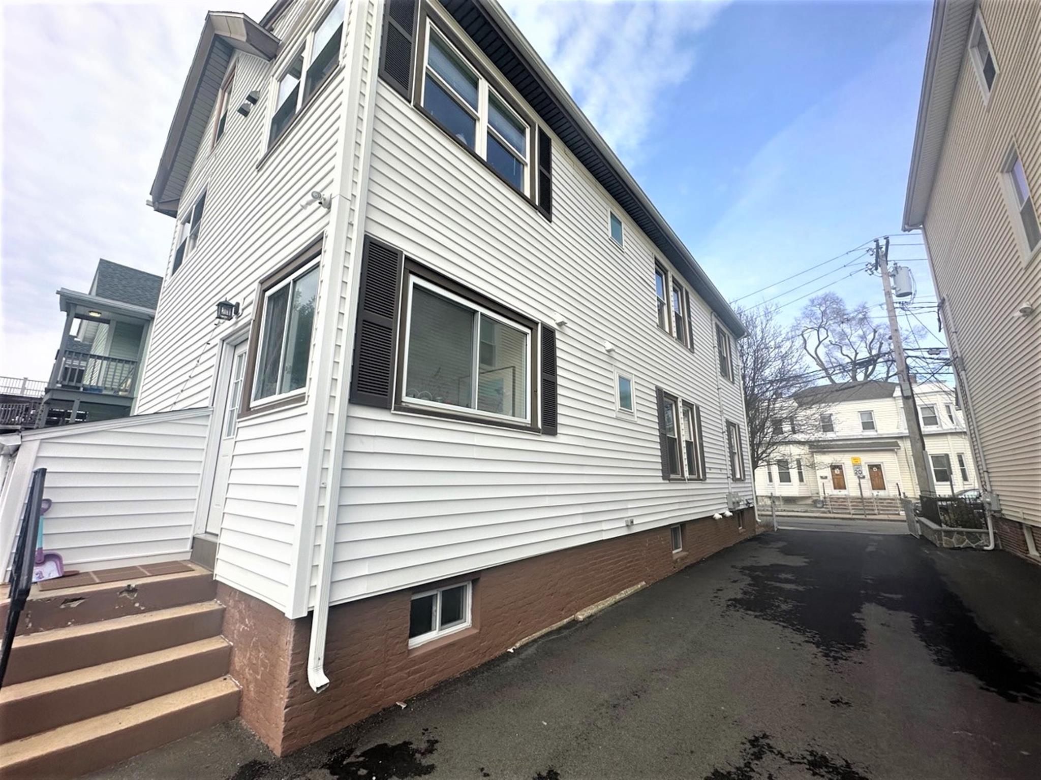 20 Concord Ave, Inman Square