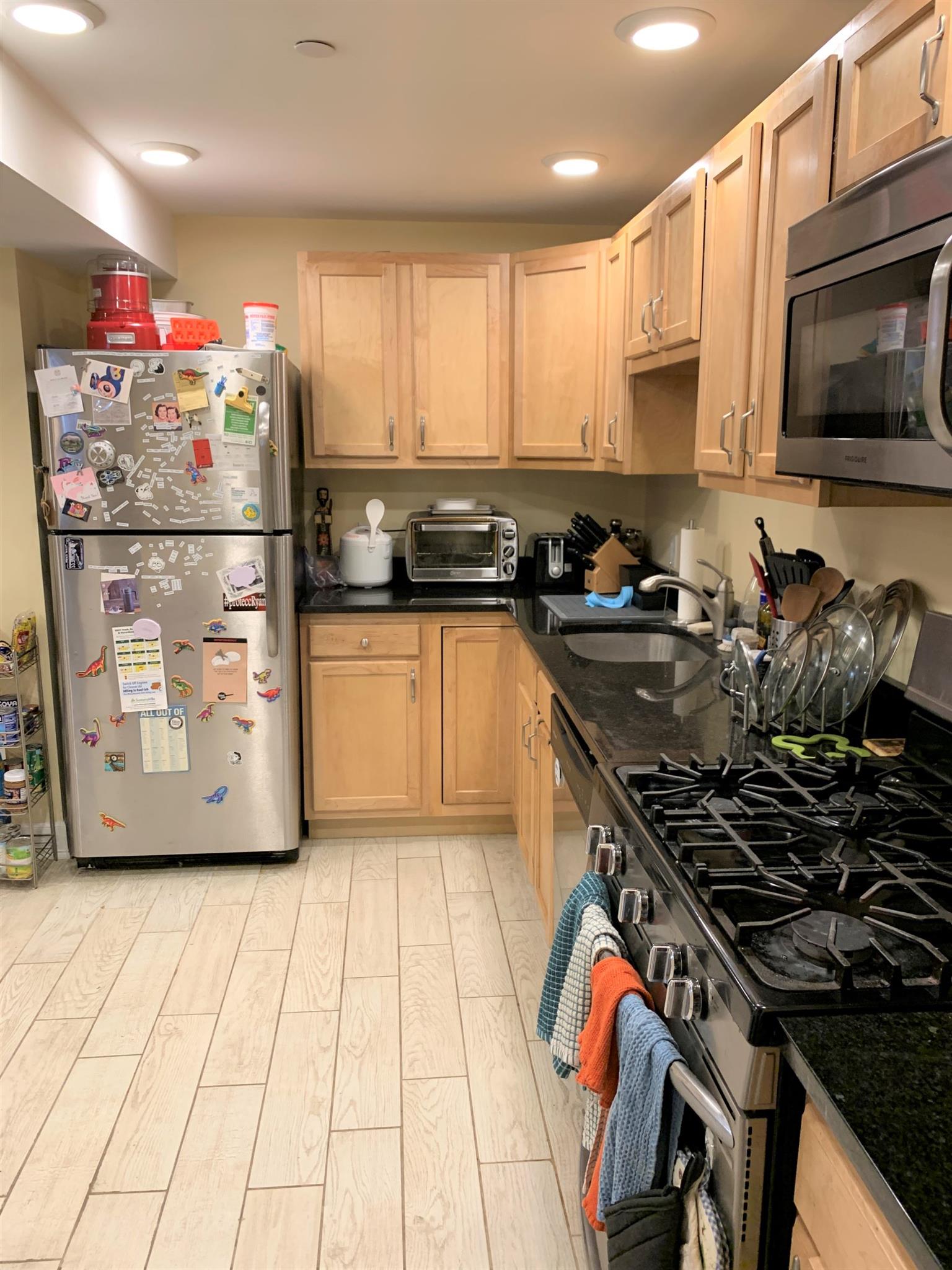 10 Jay St, Davis Square