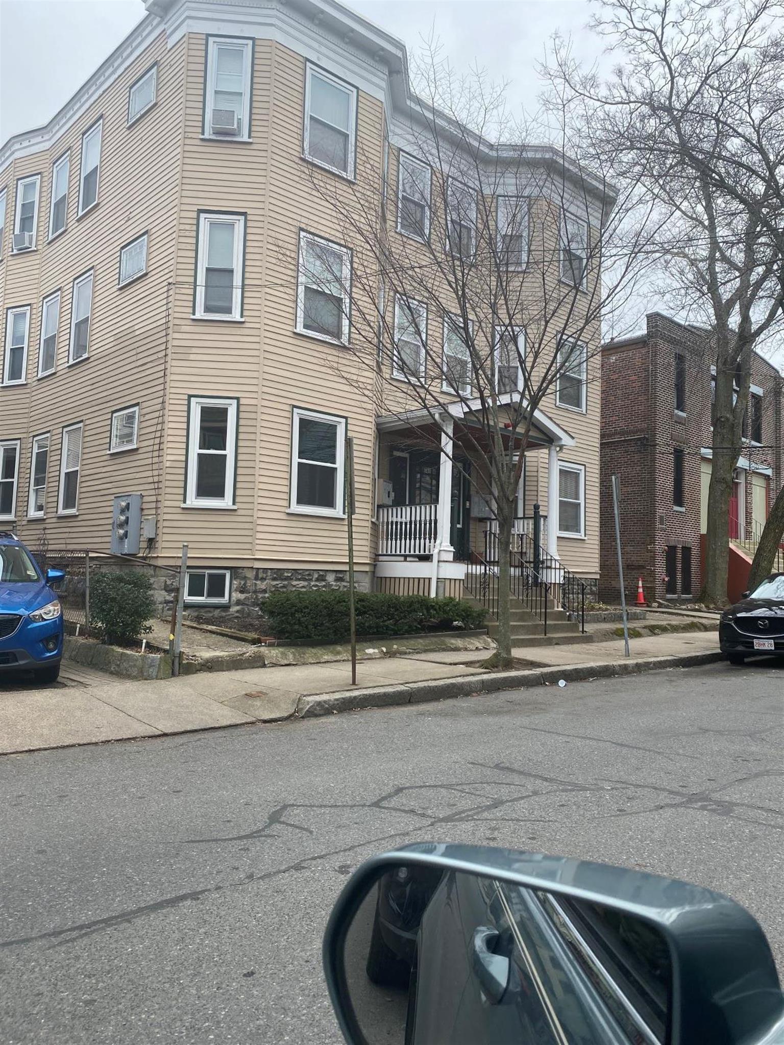 14 Howard St, Central Square