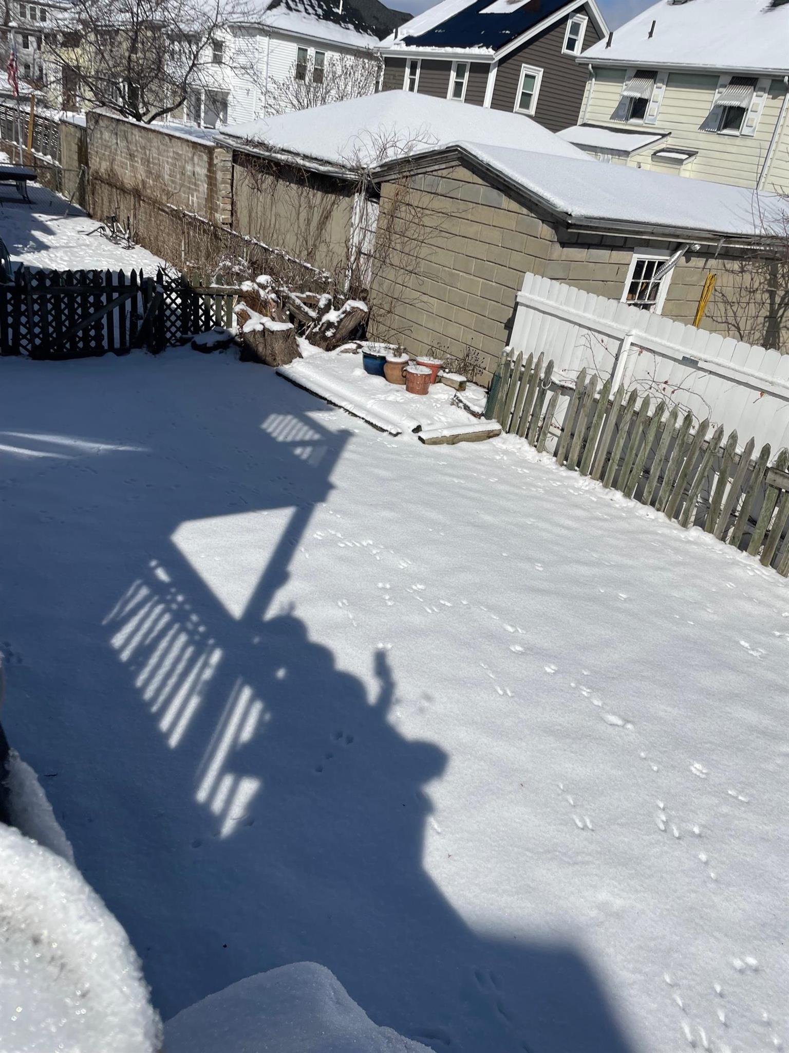 7 Doble Ave, South Medford