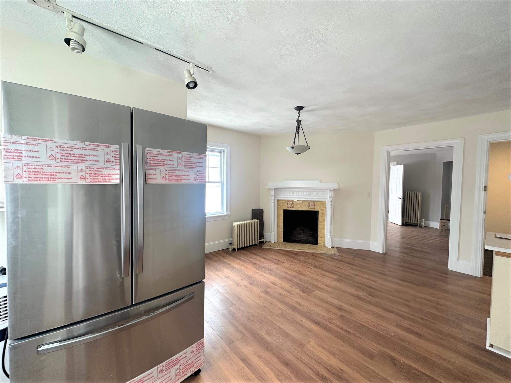 35 College Ave, Medford