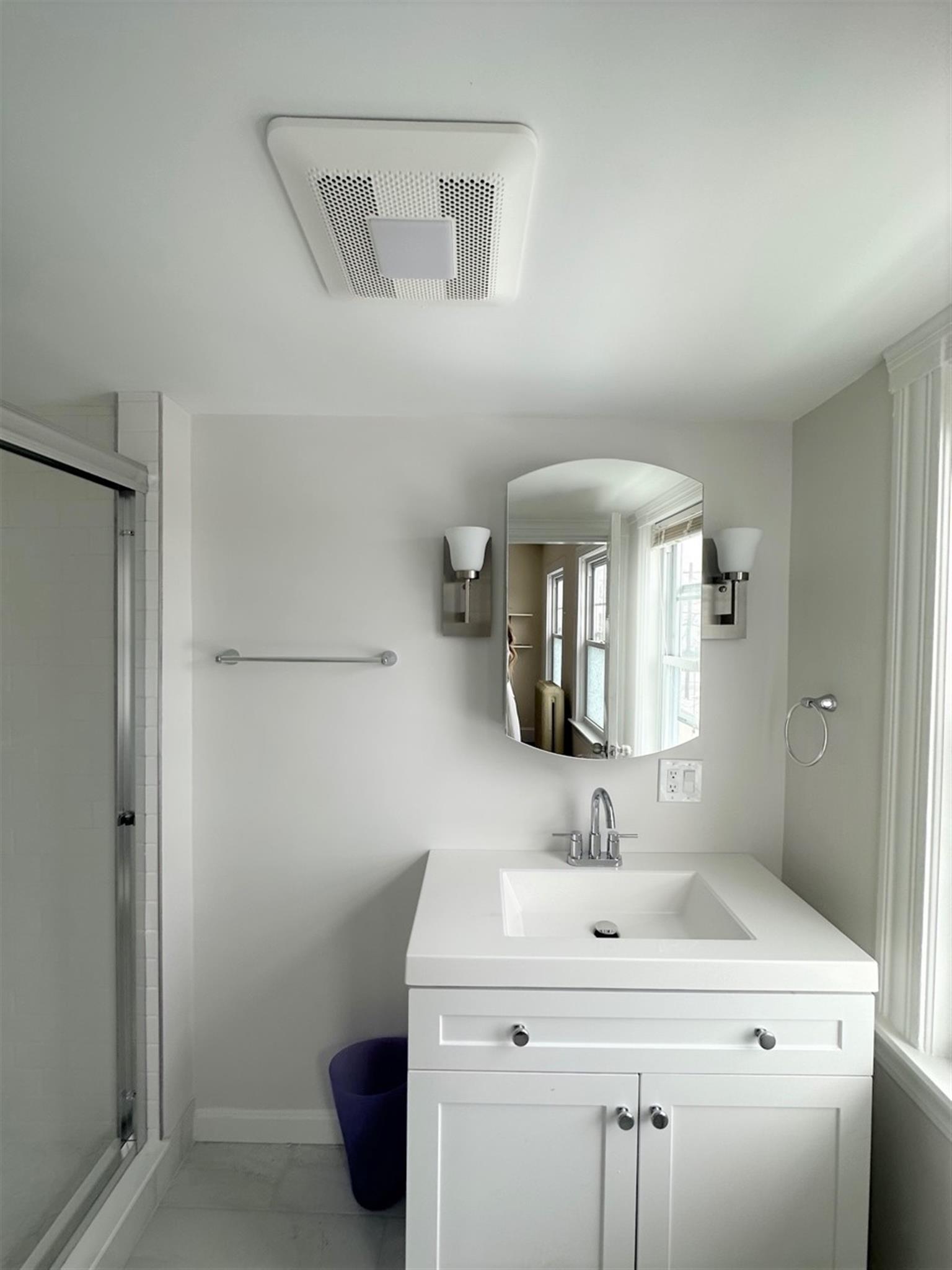 35 College Ave, Medford